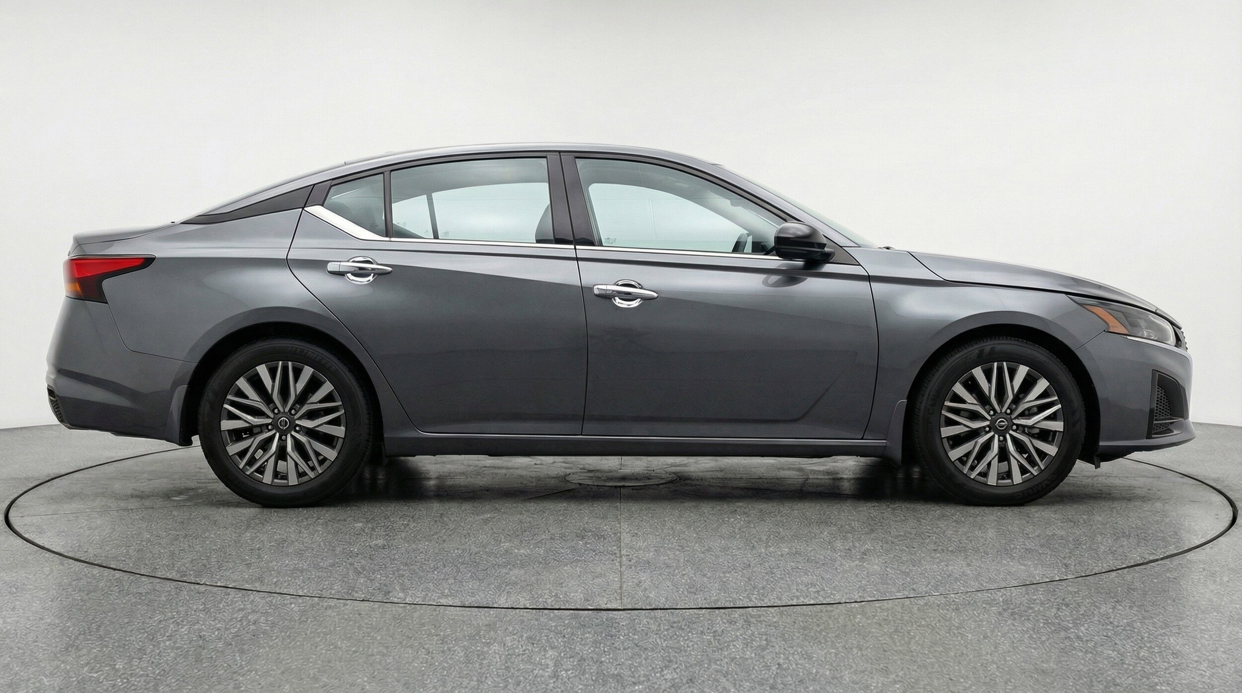 Thumbnail: 2025 Nissan Altima - 11