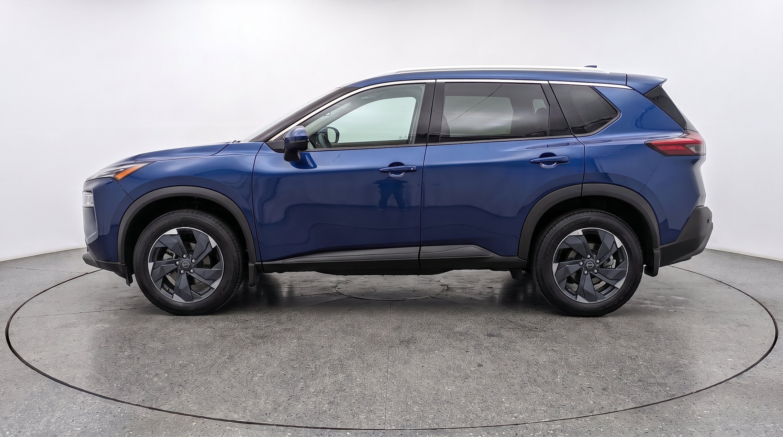 Thumbnail: 2025 Nissan Rogue - 5