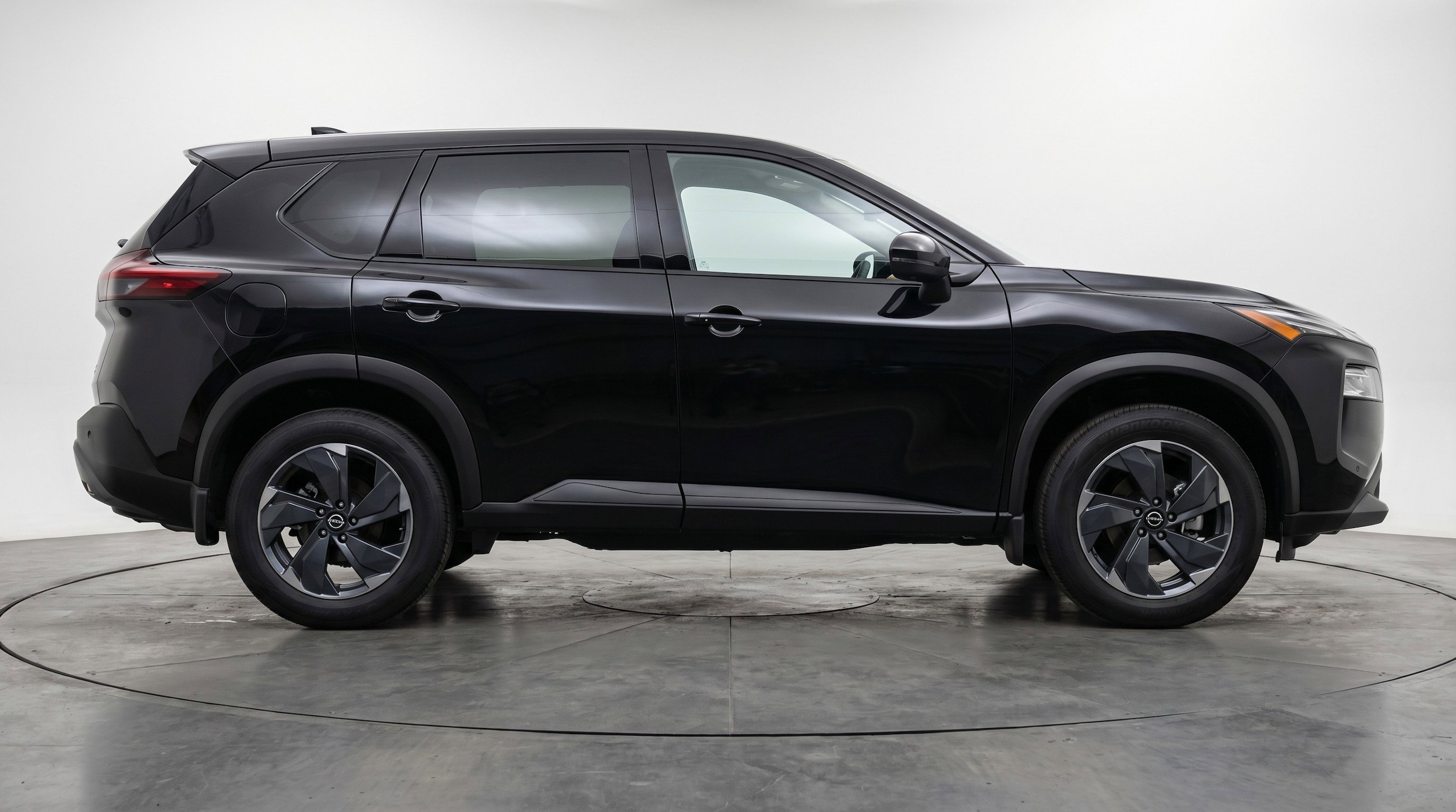 Thumbnail: 2025 Nissan Rogue - 11