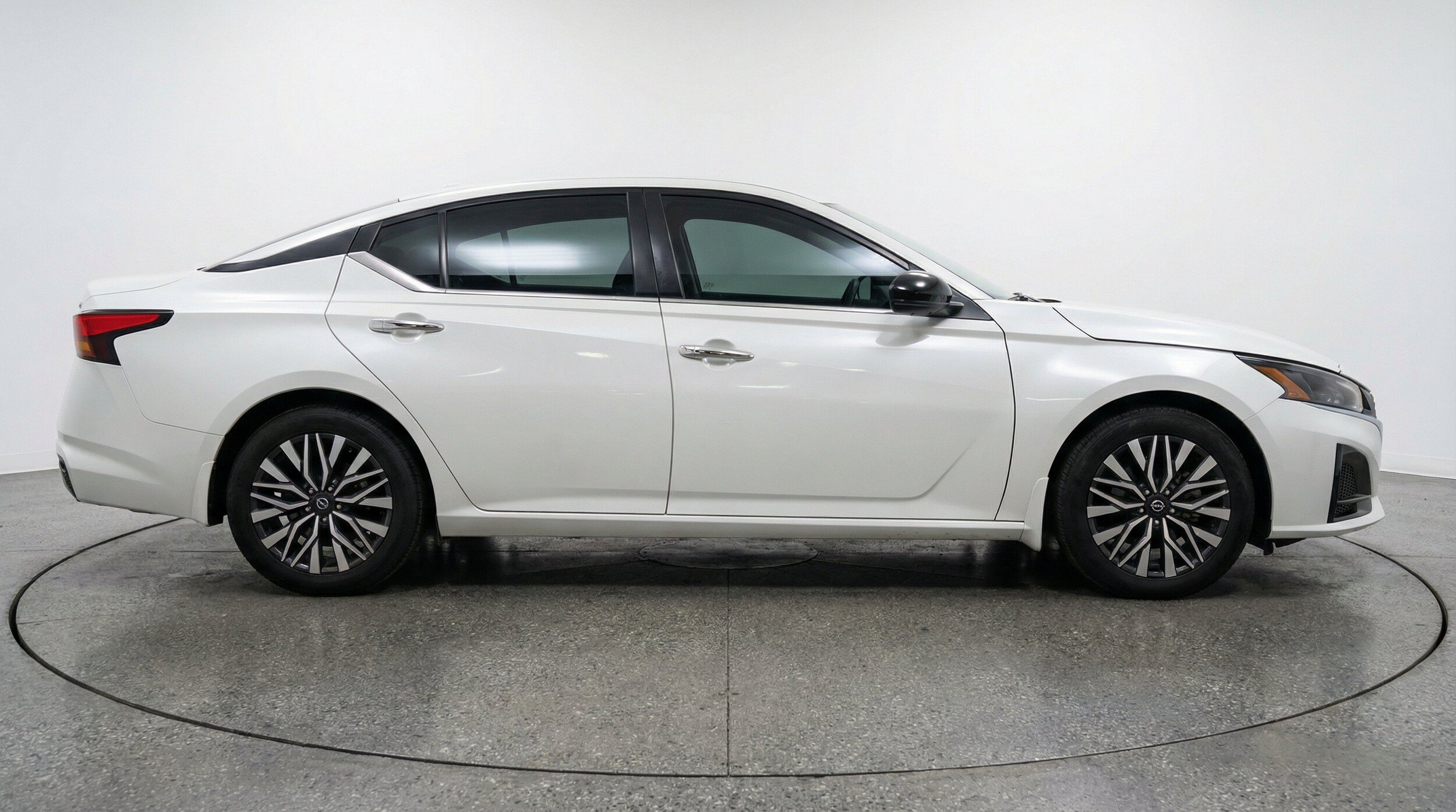 Thumbnail: 2025 Nissan Altima - 11