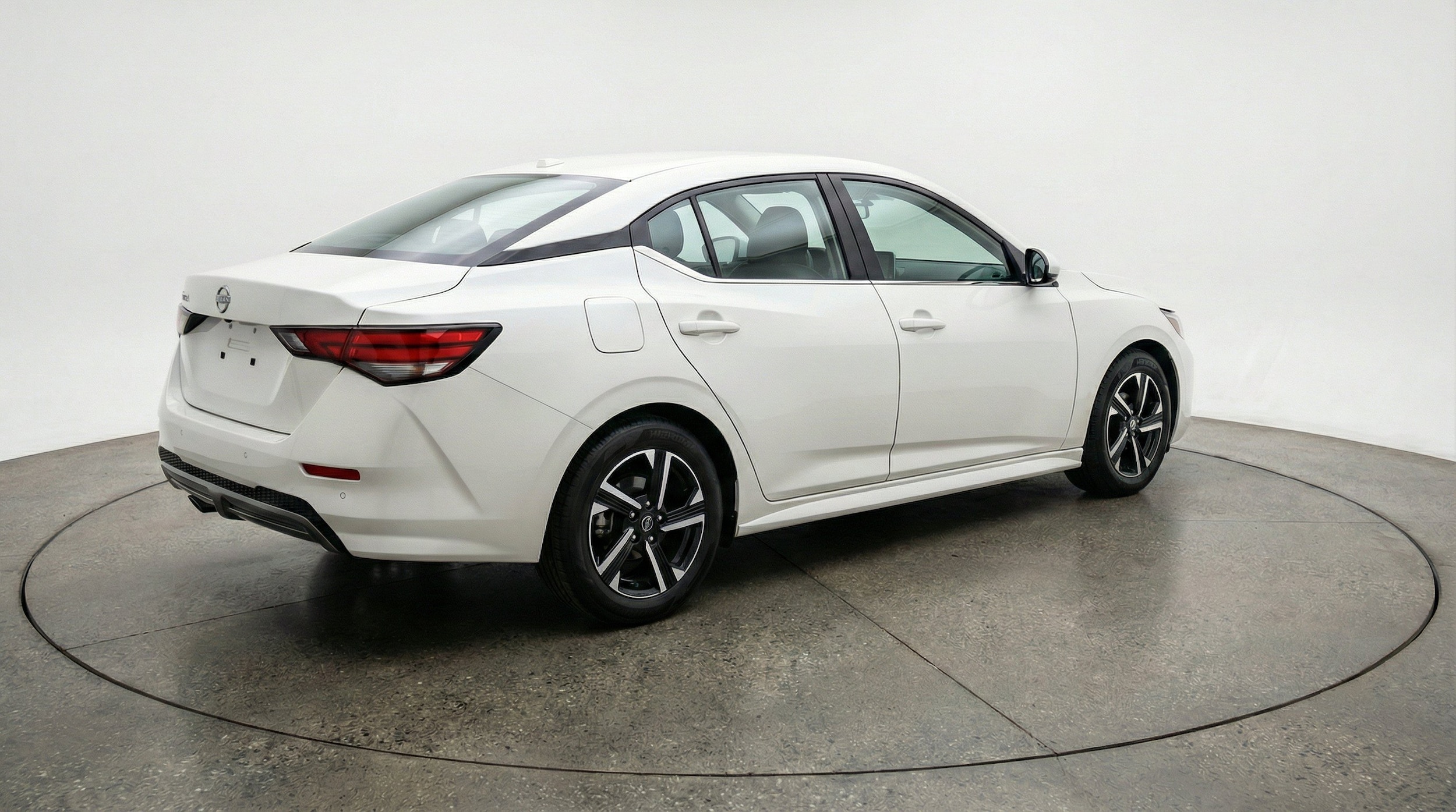 Thumbnail: 2025 Nissan Sentra - 9