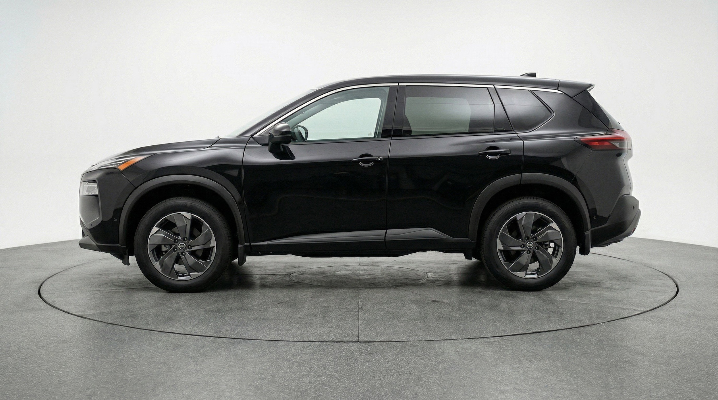 Thumbnail: 2025 Nissan Rogue - 5
