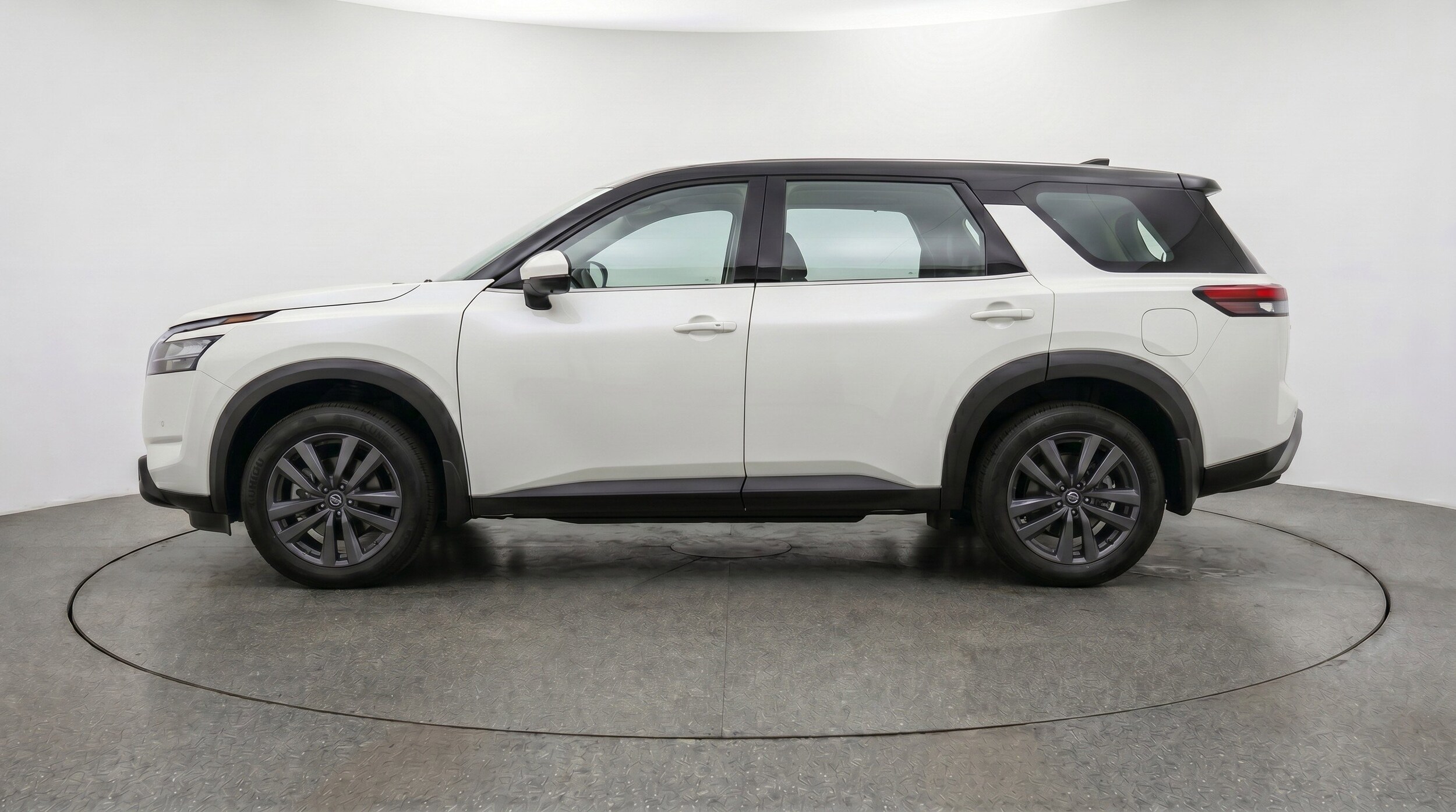 Thumbnail: 2025 Nissan Pathfinder - 5