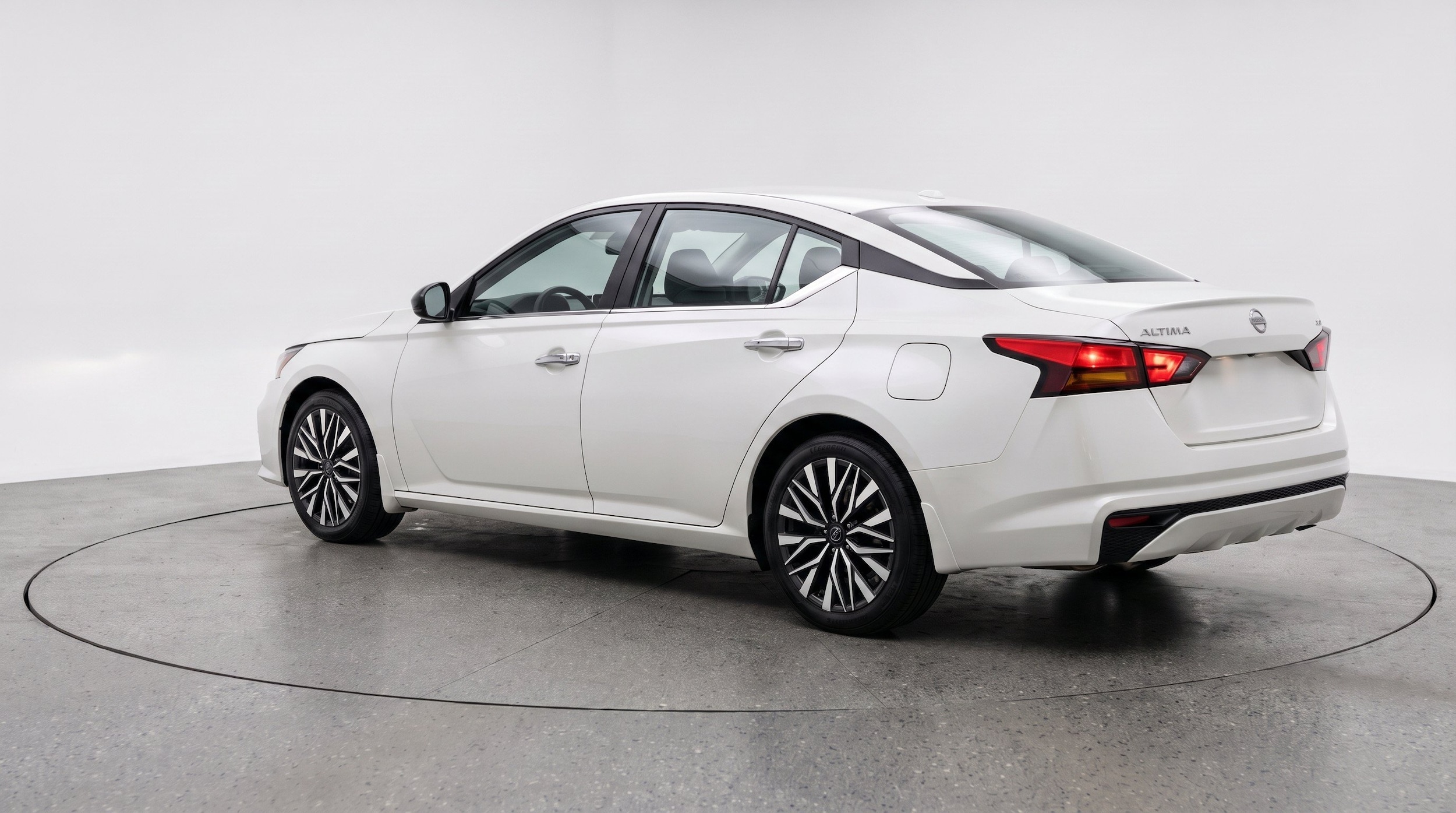 Thumbnail: 2025 Nissan Altima - 6