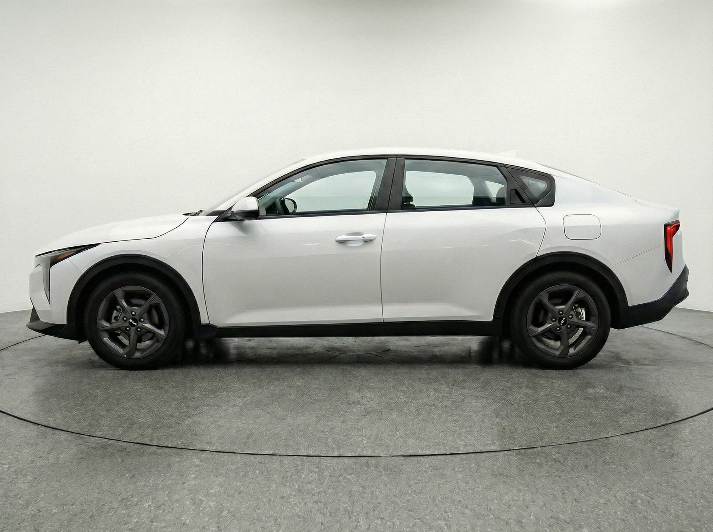 Thumbnail: 2025 Kia K4 - 5