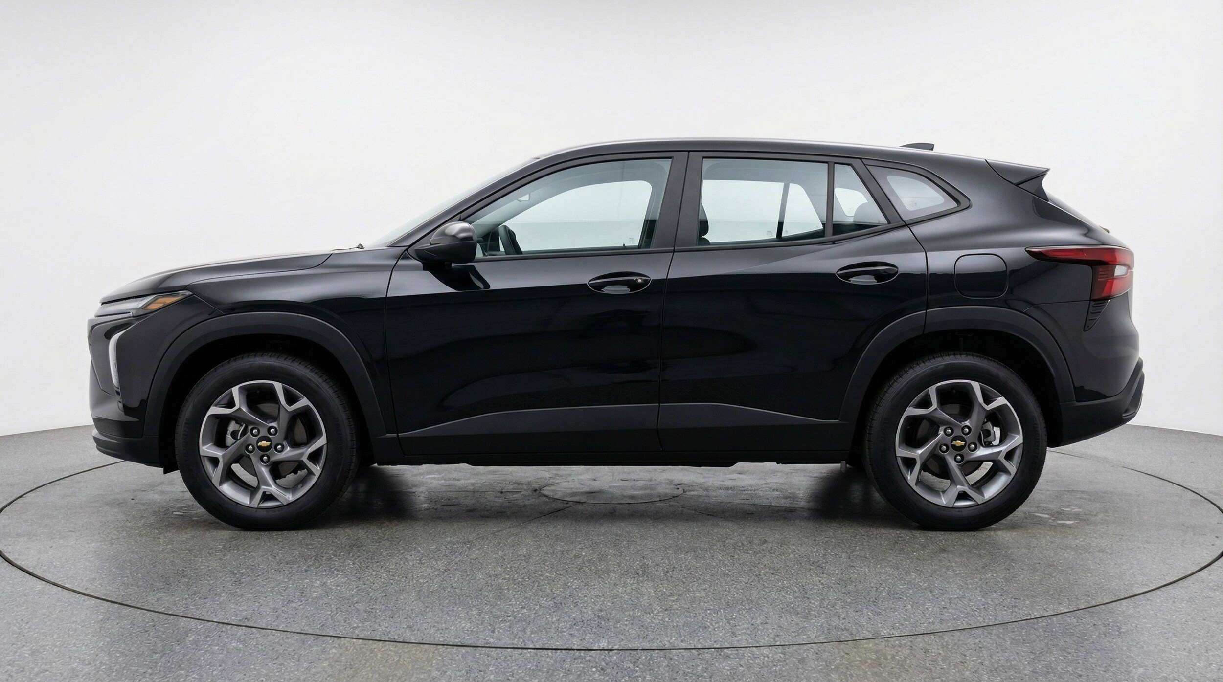 Thumbnail: 2025 Chevrolet Trax - 5