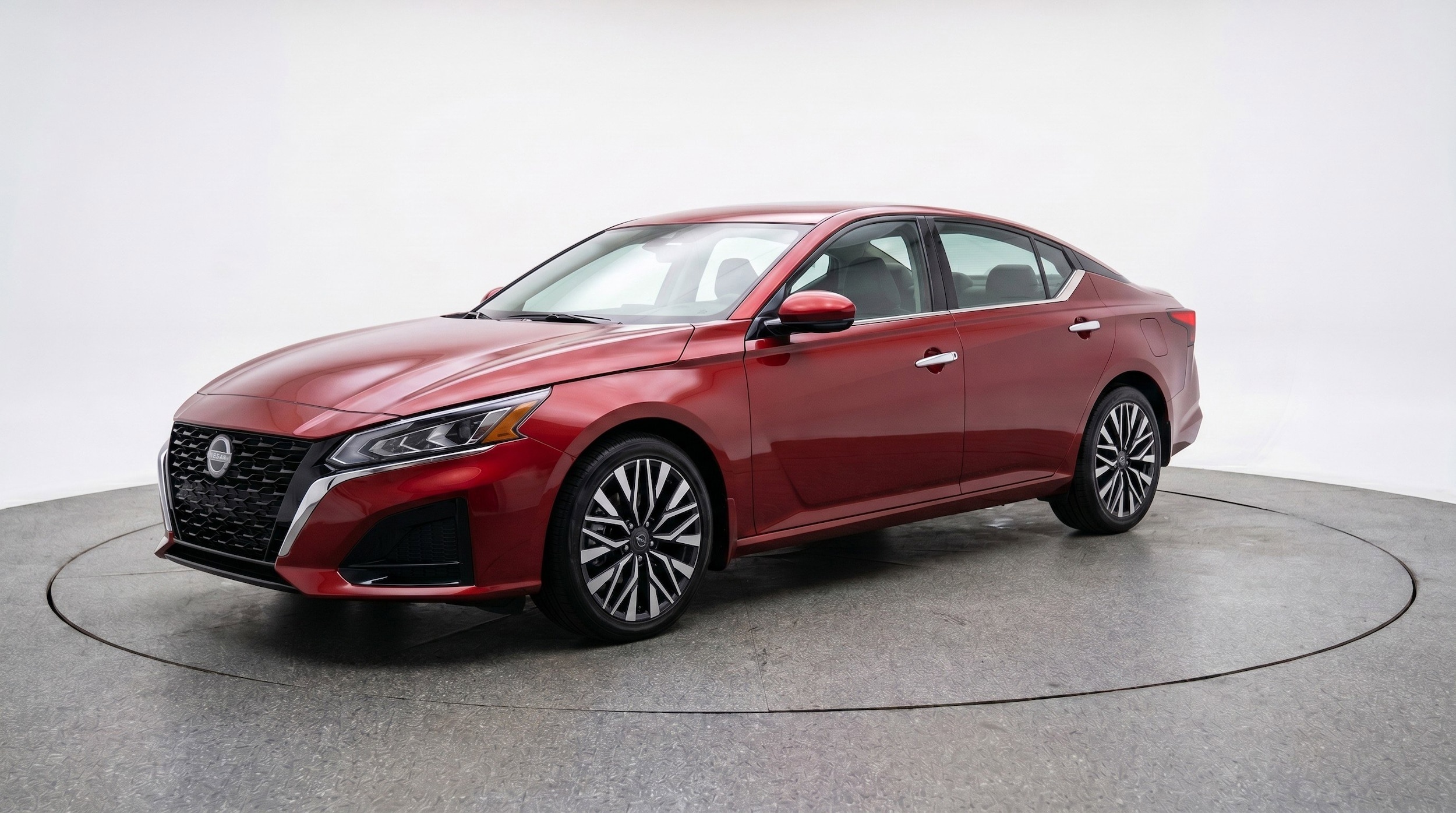 Thumbnail: 2025 Nissan Altima - 3