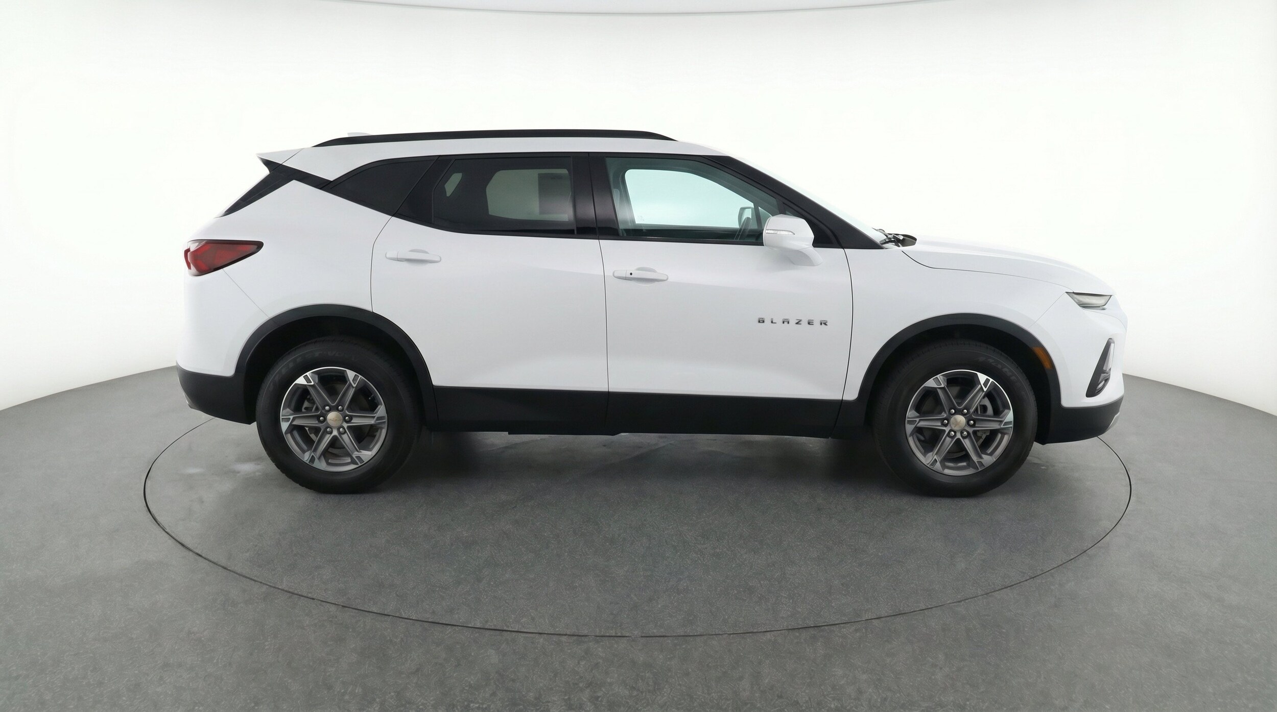 Thumbnail: 2025 Chevrolet Blazer - 11