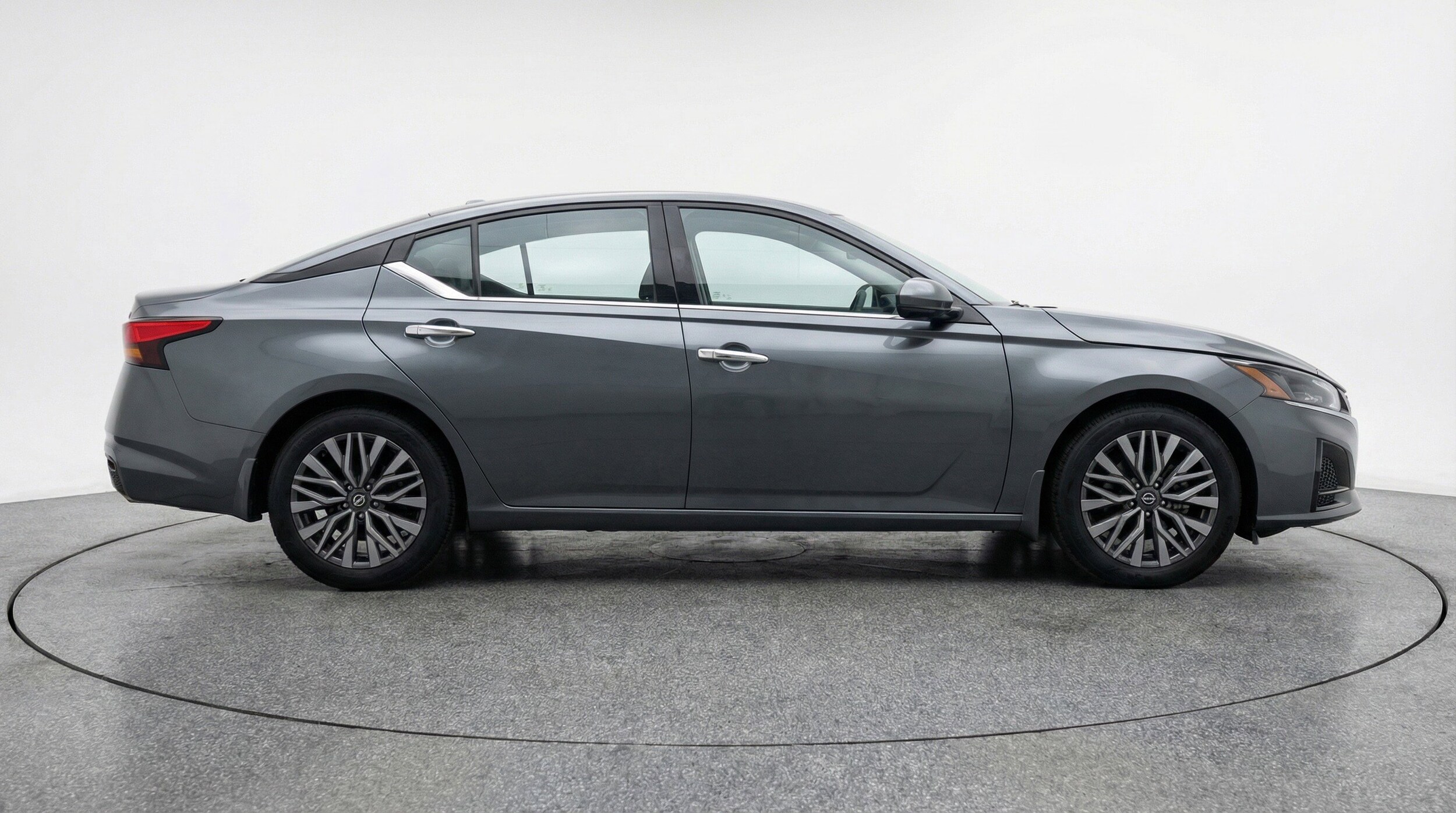 Thumbnail: 2025 Nissan Altima - 11