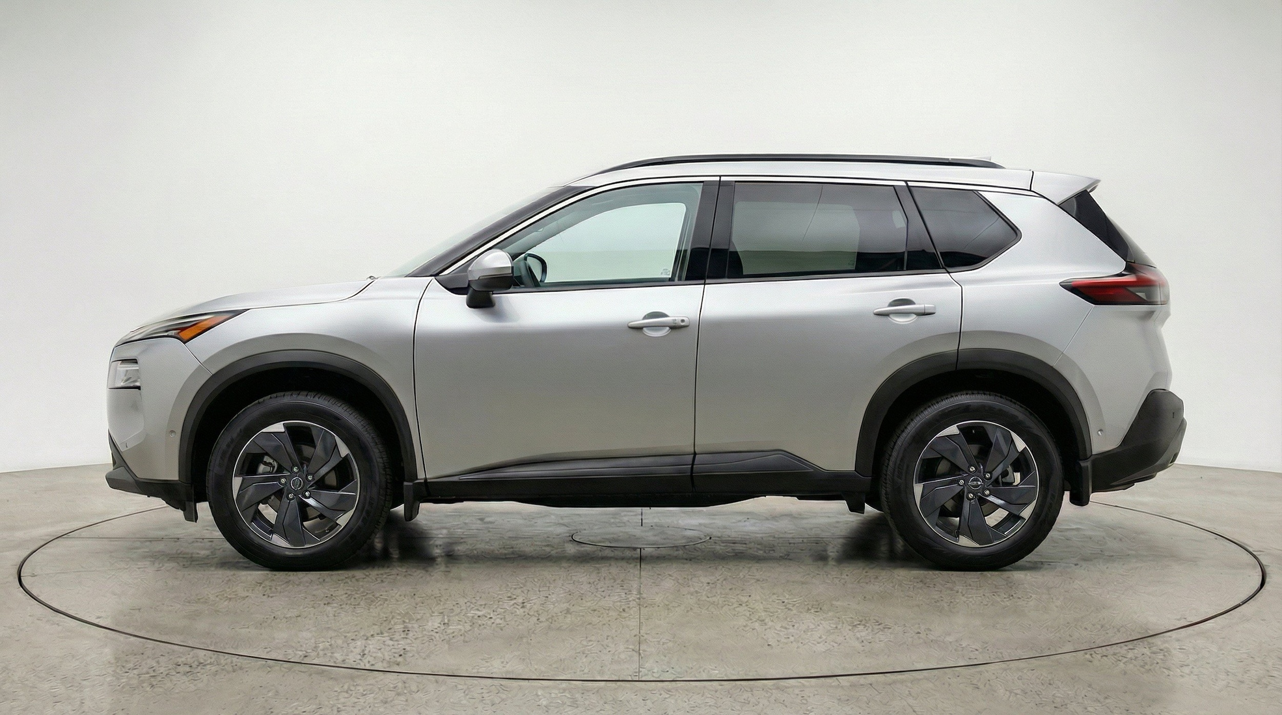 Thumbnail: 2025 Nissan Rogue - 5