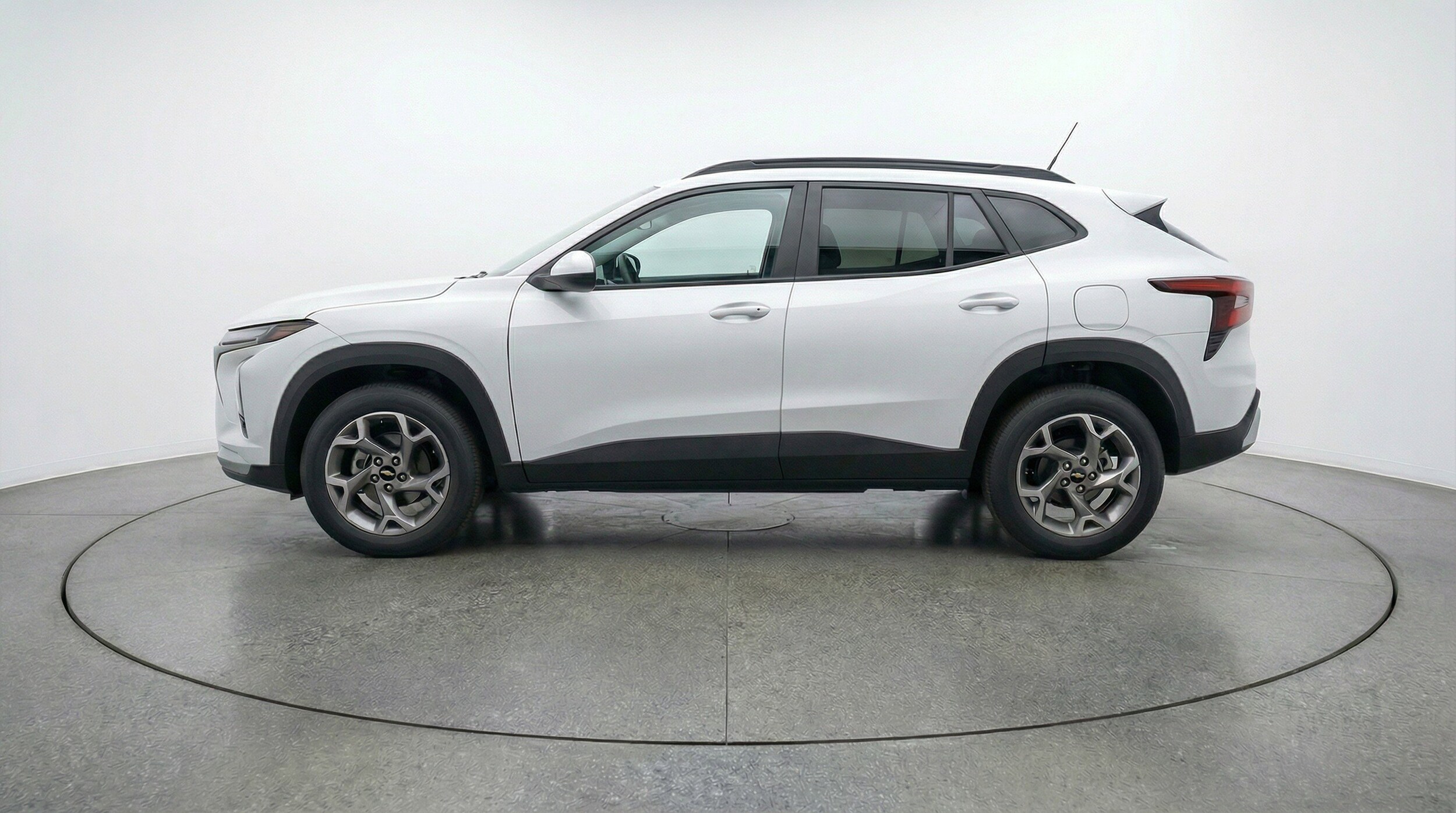 Thumbnail: 2025 Chevrolet Trax - 5