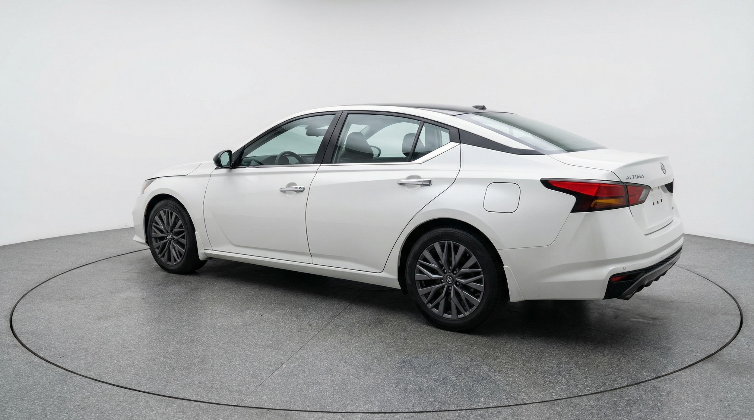 Thumbnail: 2025 Nissan Altima - 5