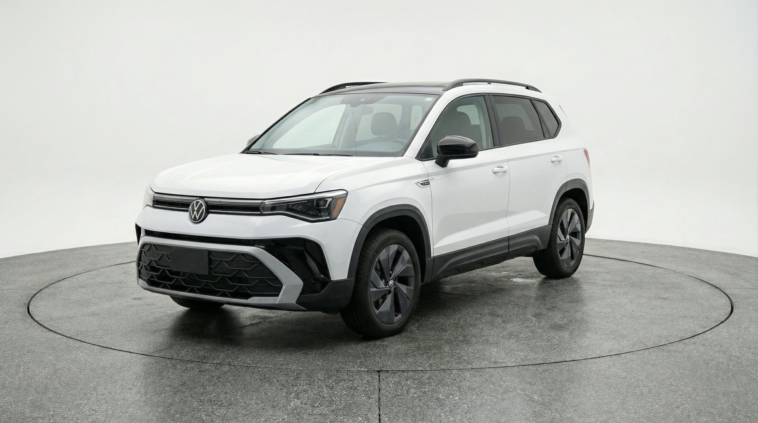 Thumbnail: 2026 Volkswagen Taos - 3