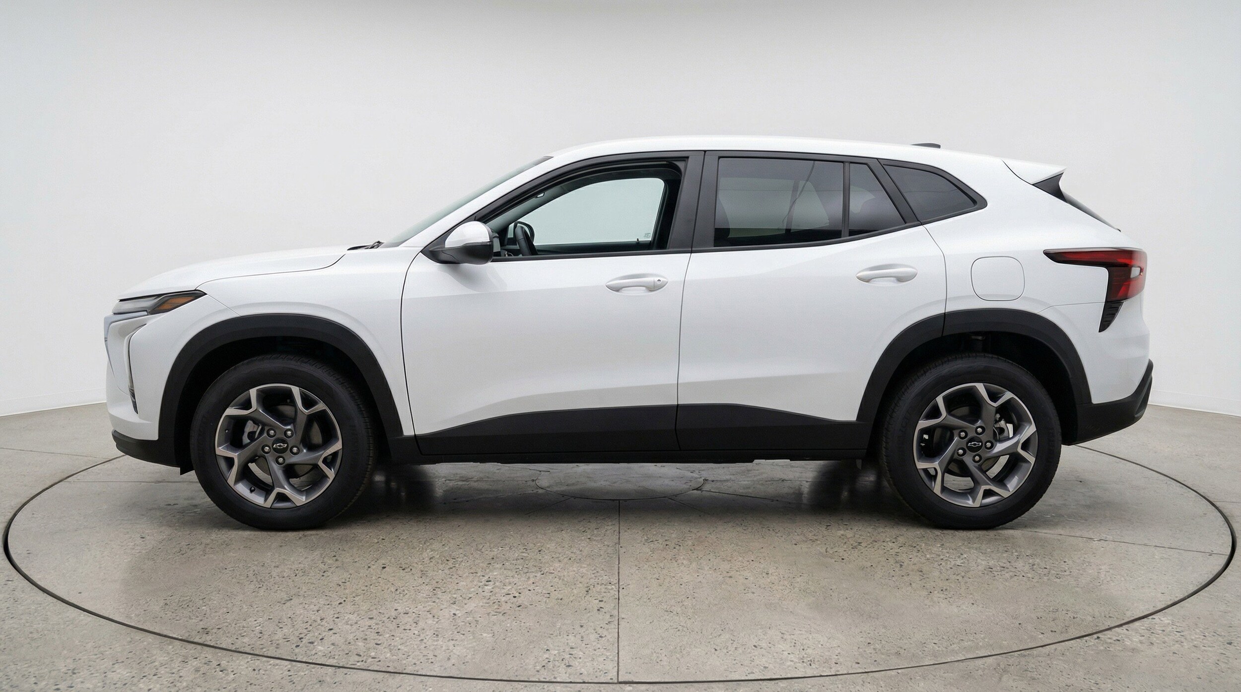 Thumbnail: 2025 Chevrolet Trax - 5