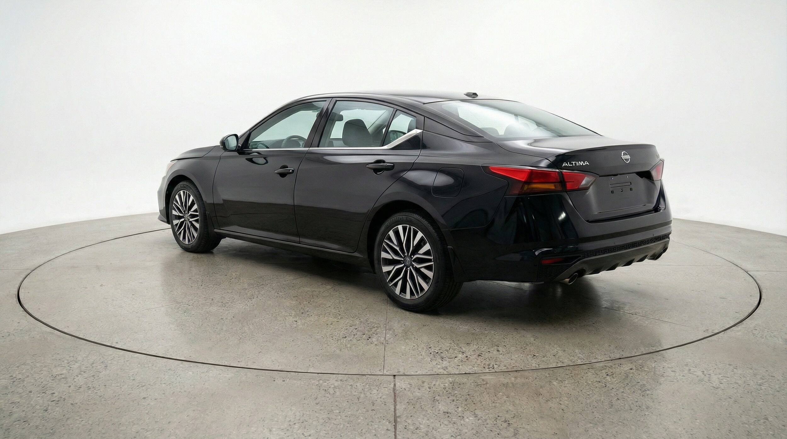 Thumbnail: 2025 Nissan Altima - 6
