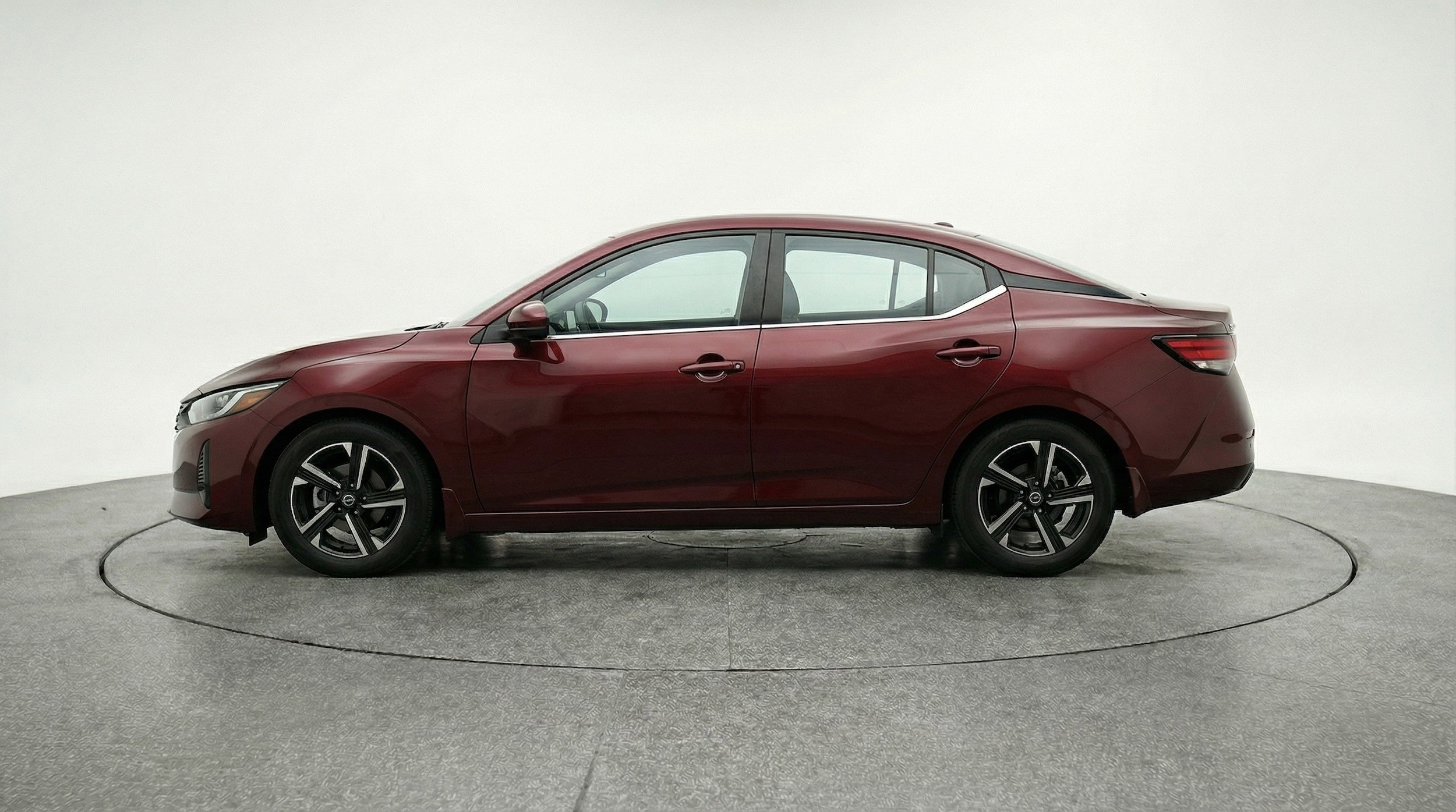 Thumbnail: 2025 Nissan Sentra - 5