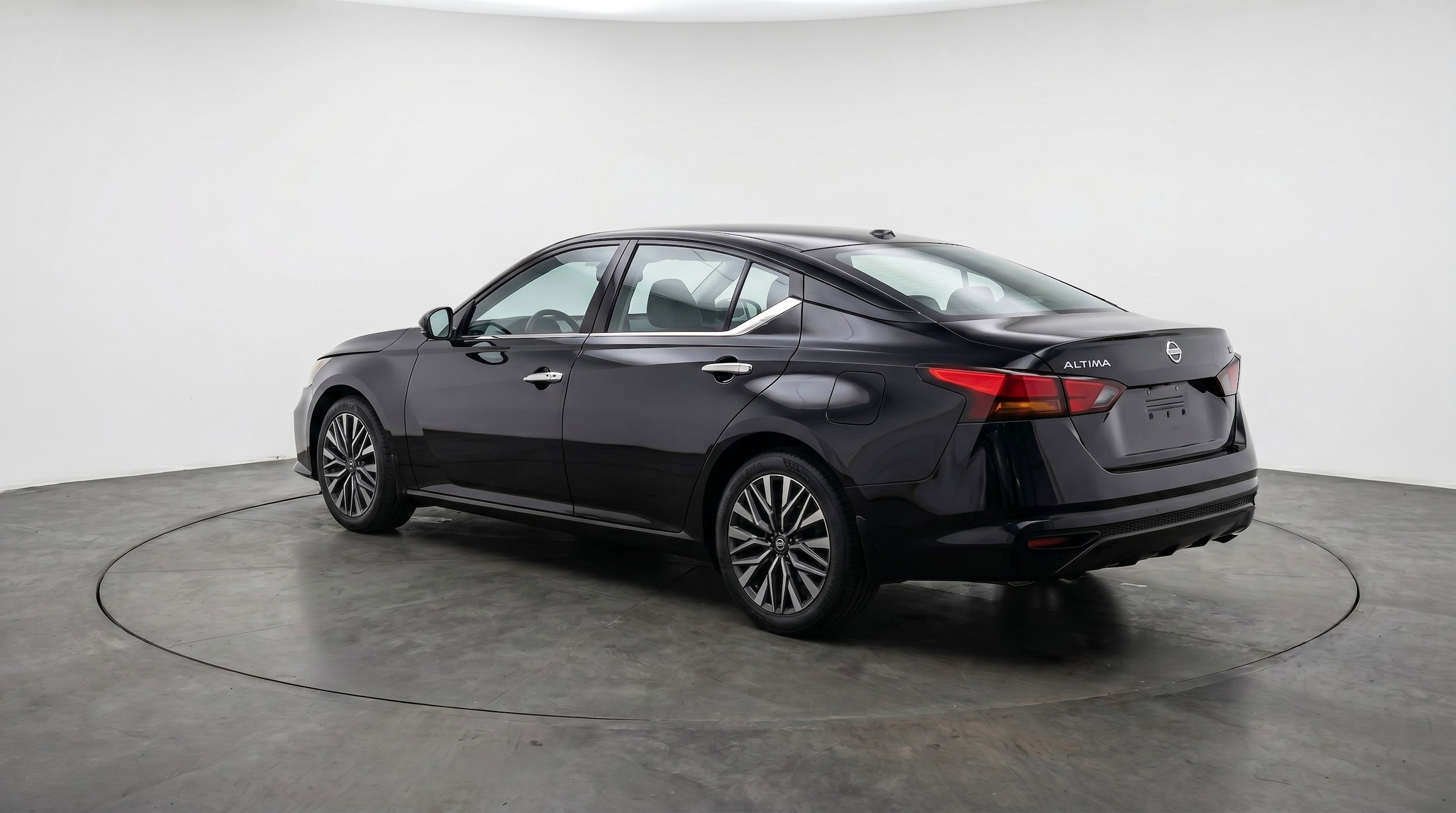 Thumbnail: 2025 Nissan Altima - 6