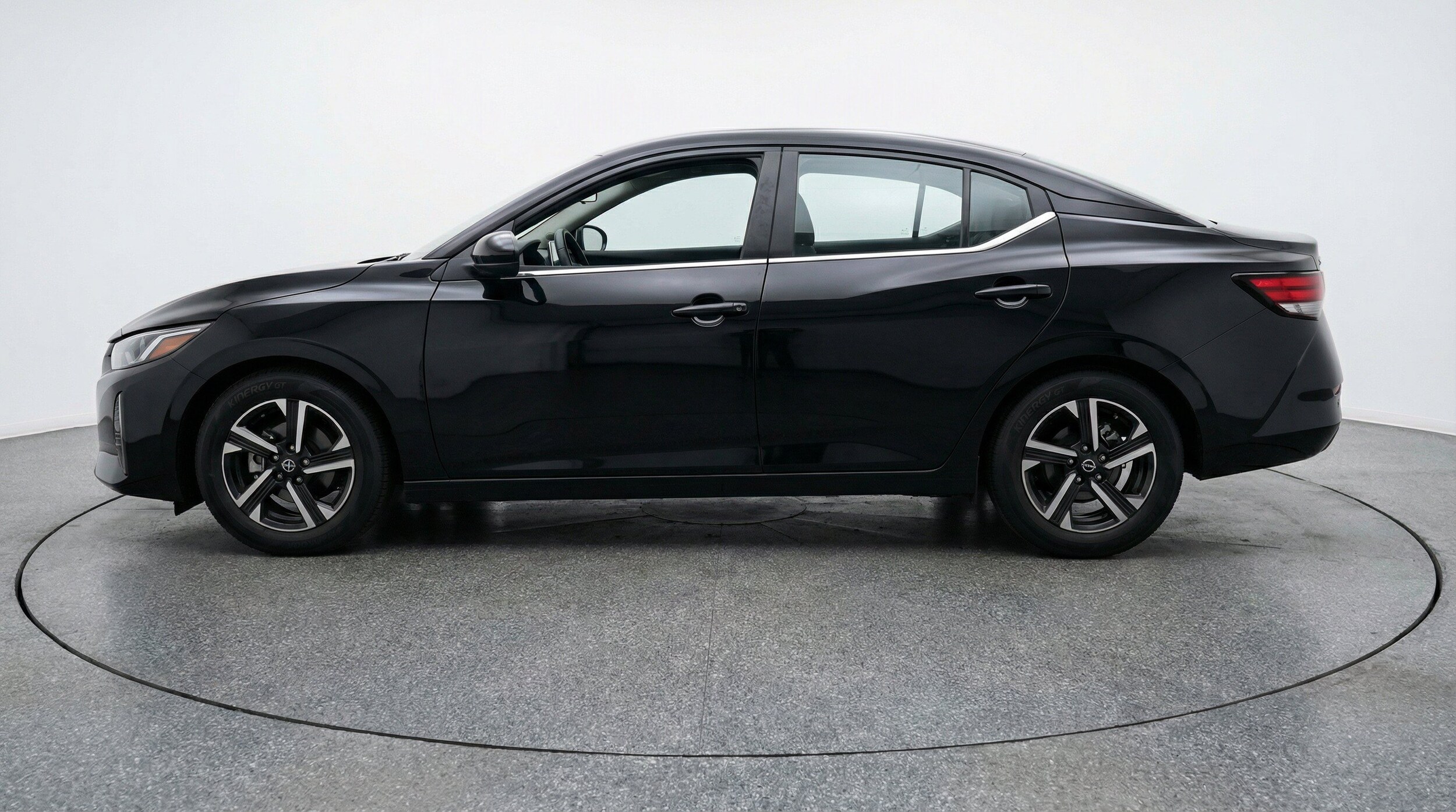 Thumbnail: 2025 Nissan Sentra - 5