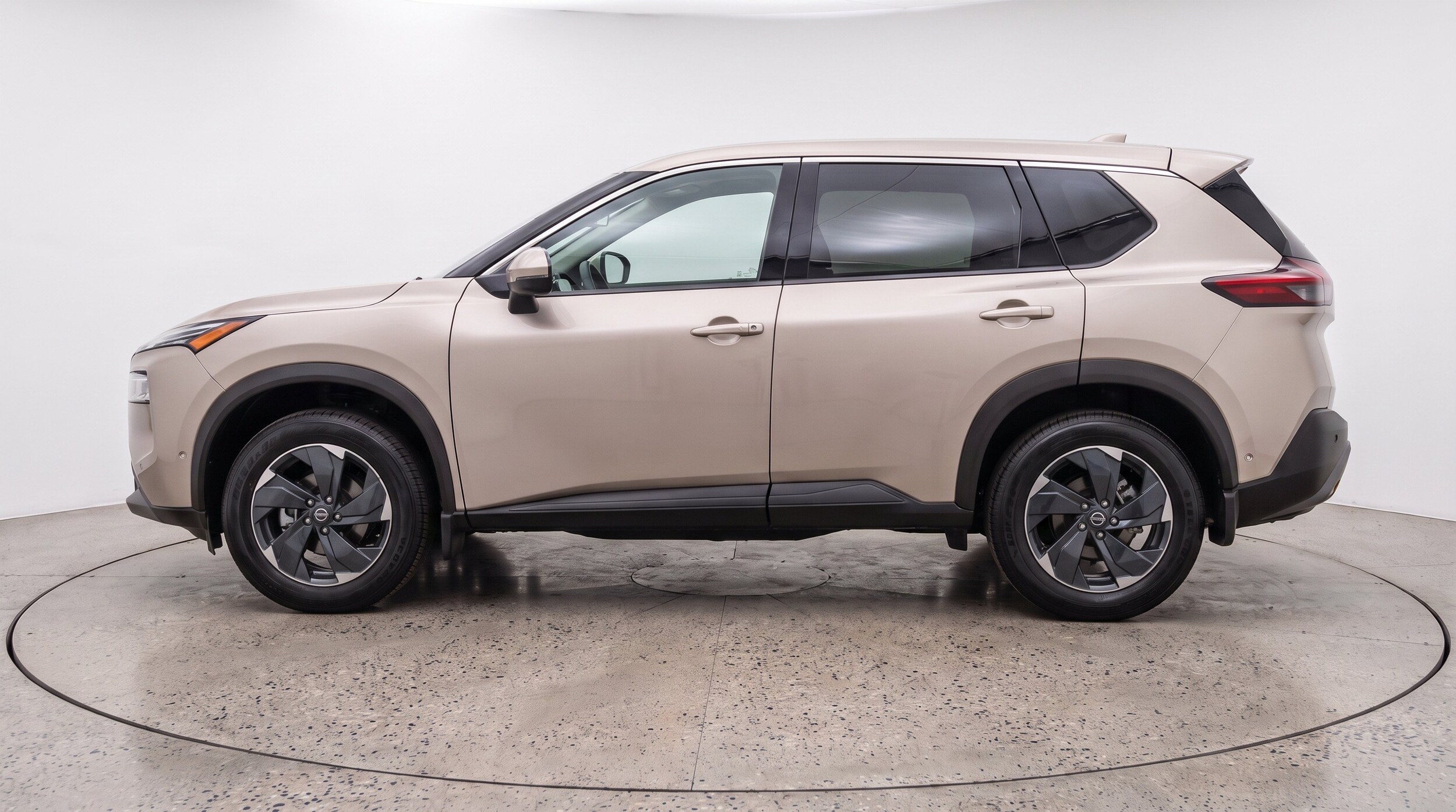 Thumbnail: 2025 Nissan Rogue - 5