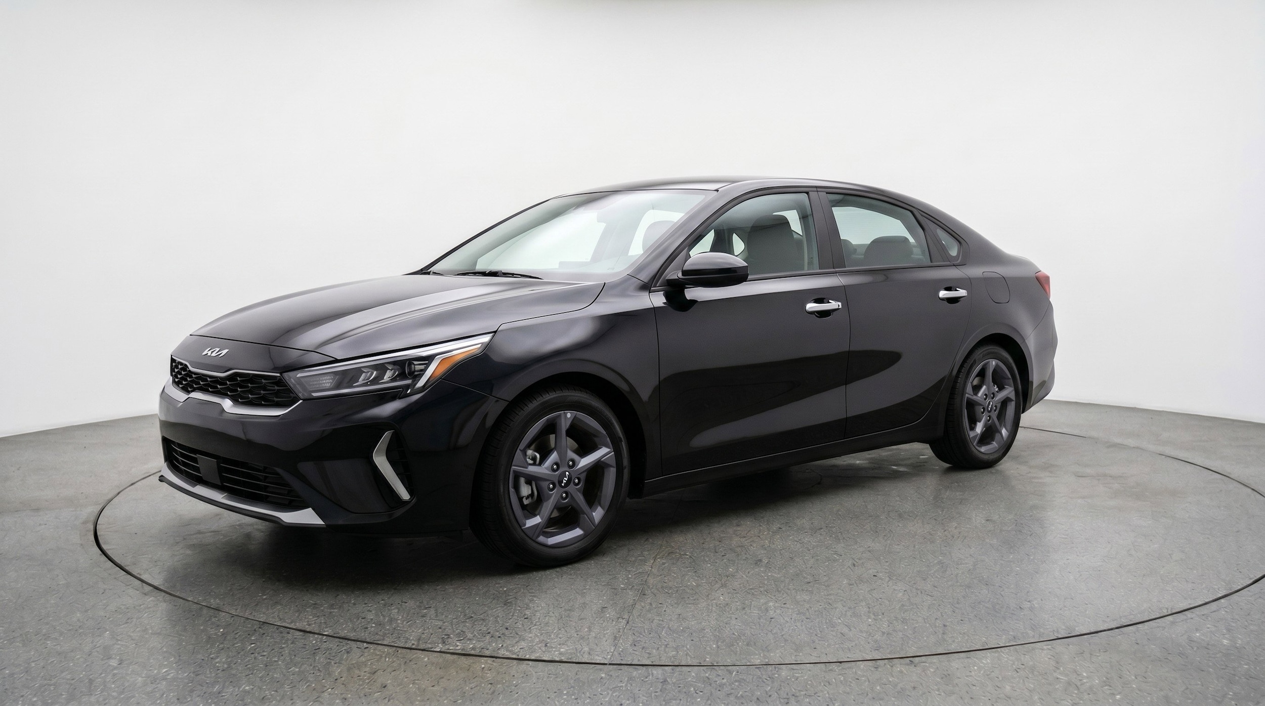 Thumbnail: 2025 Kia K4 - 3