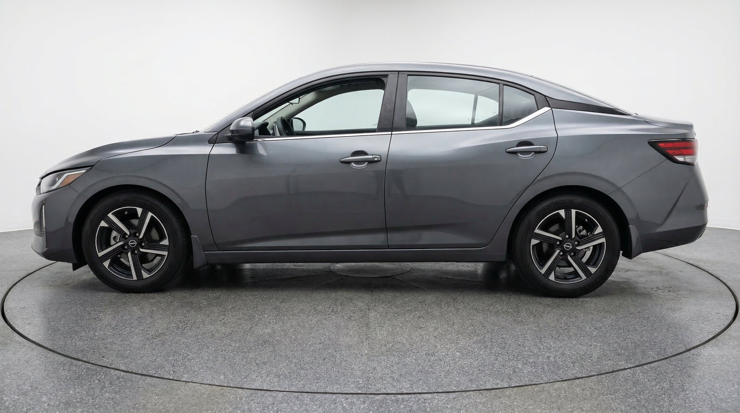 Thumbnail: 2025 Nissan Sentra - 5