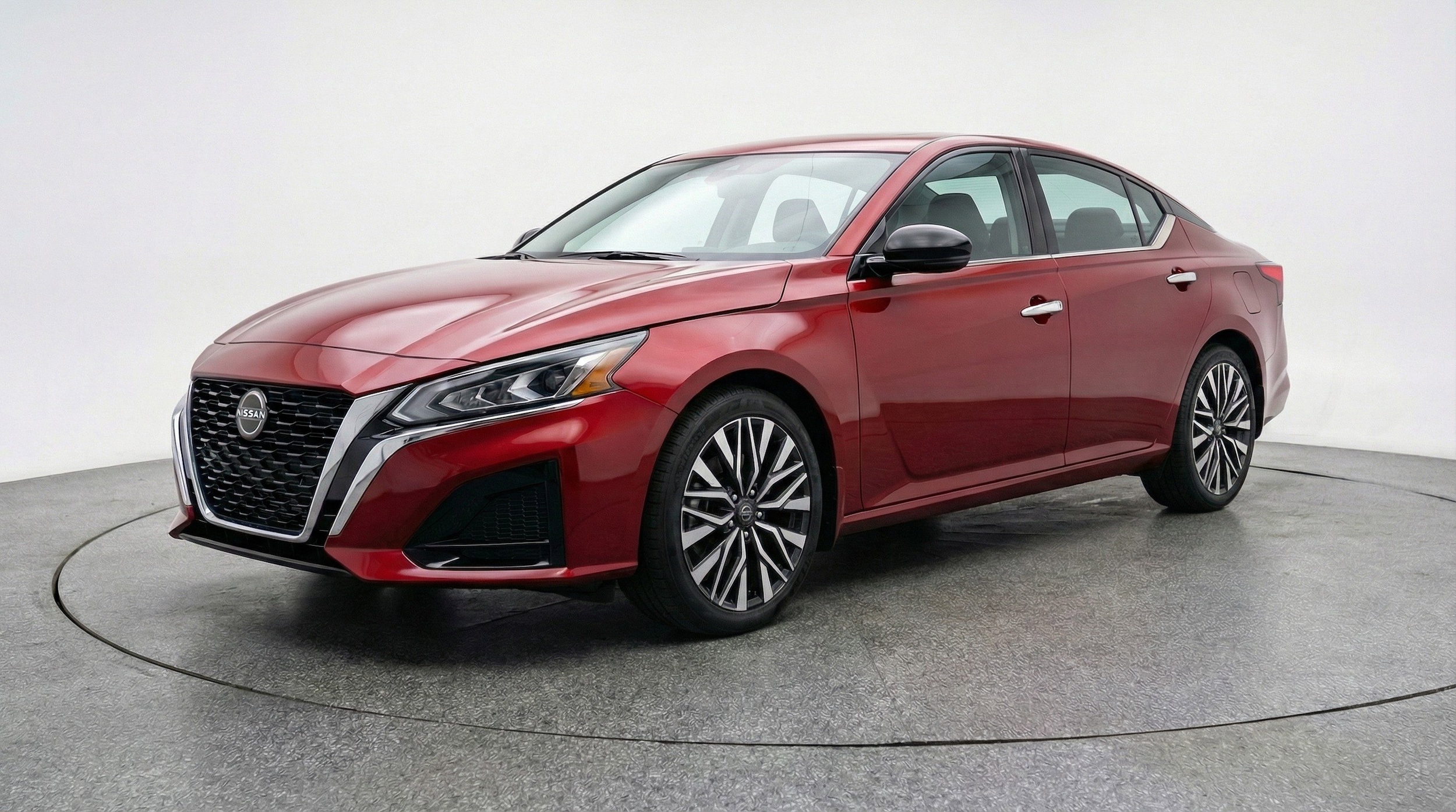 Thumbnail: 2025 Nissan Altima - 3