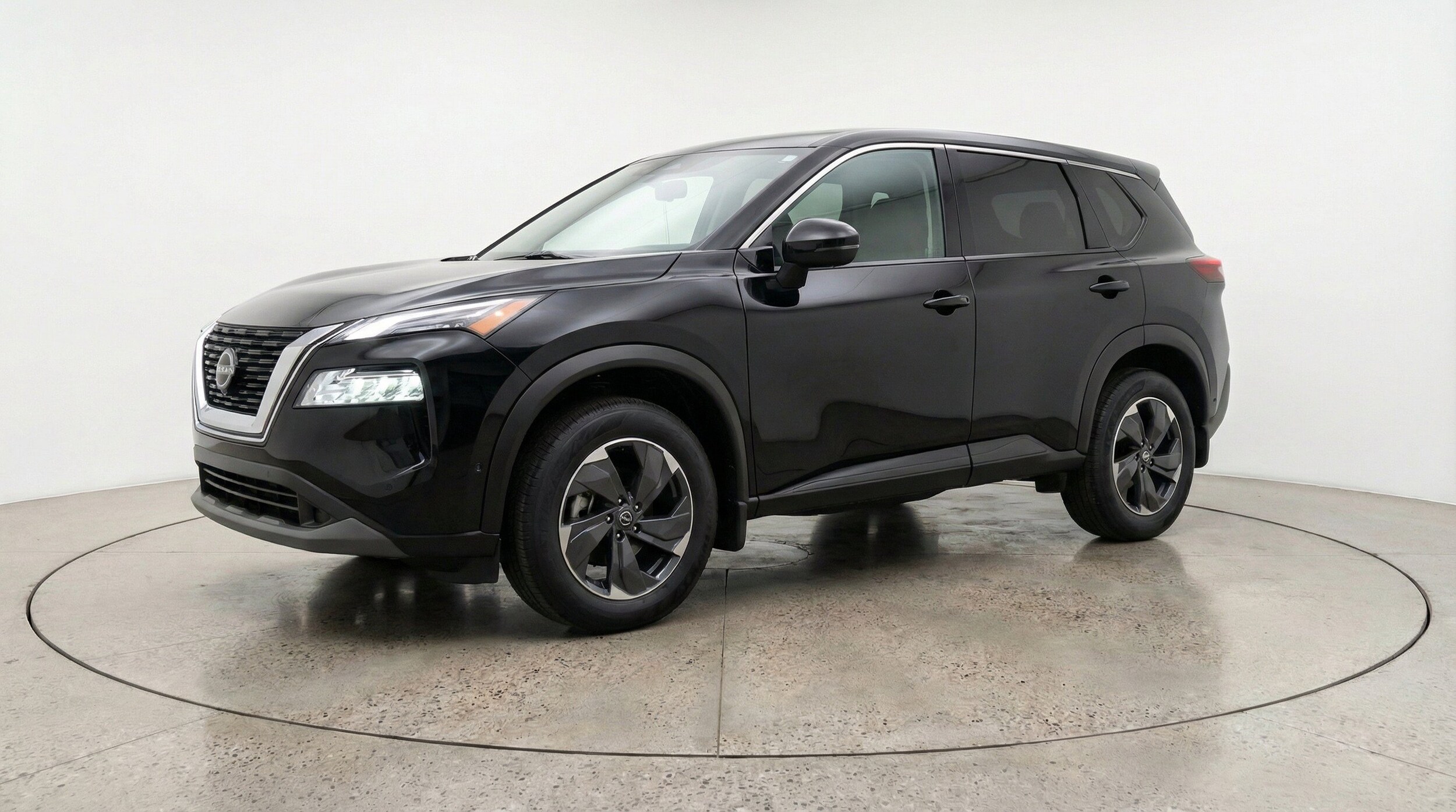 Thumbnail: 2025 Nissan Rogue - 3