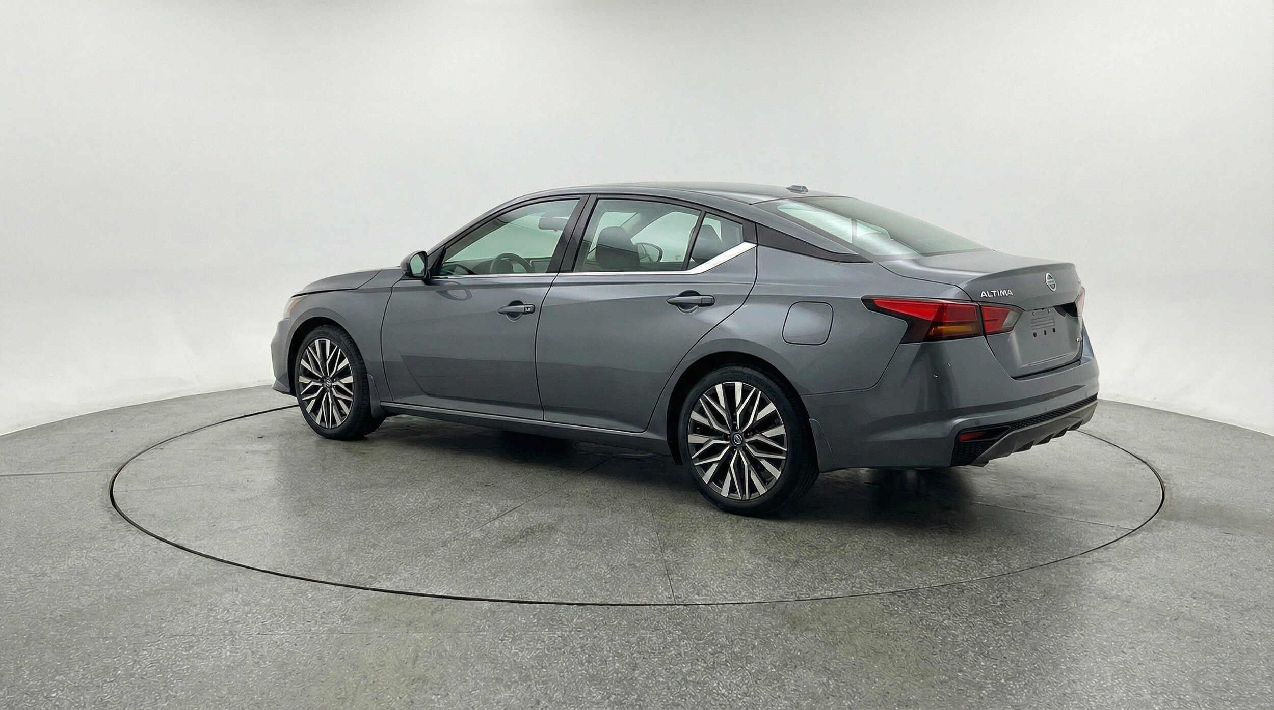 Thumbnail: 2025 Nissan Altima - 6