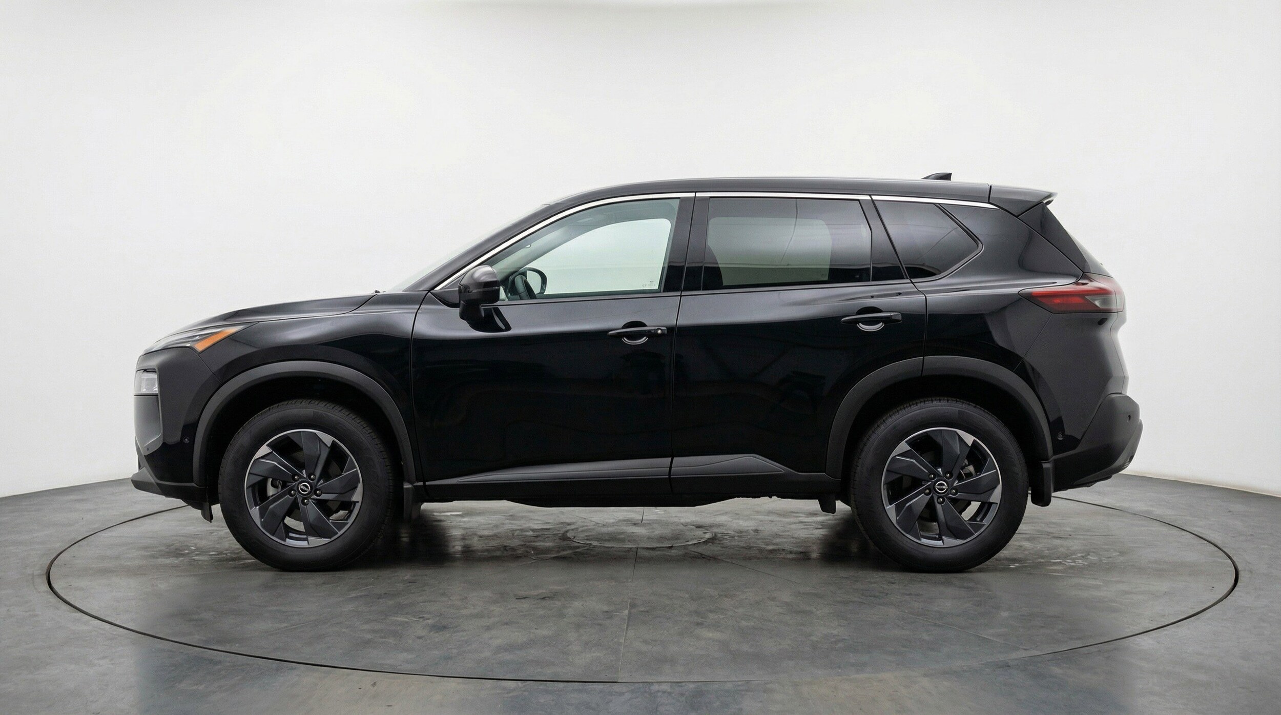Thumbnail: 2025 Nissan Rogue - 5