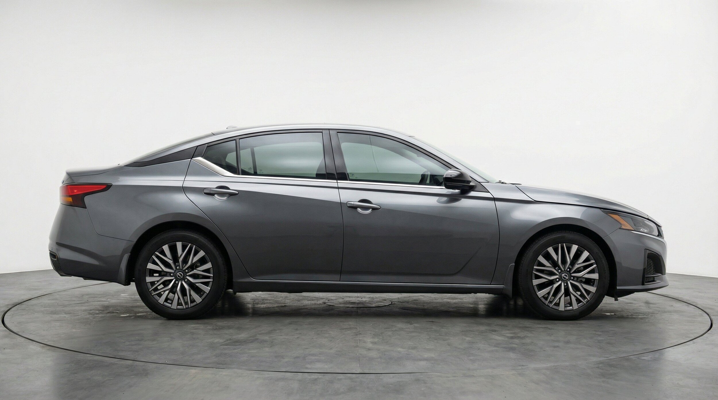 Thumbnail: 2025 Nissan Altima - 11