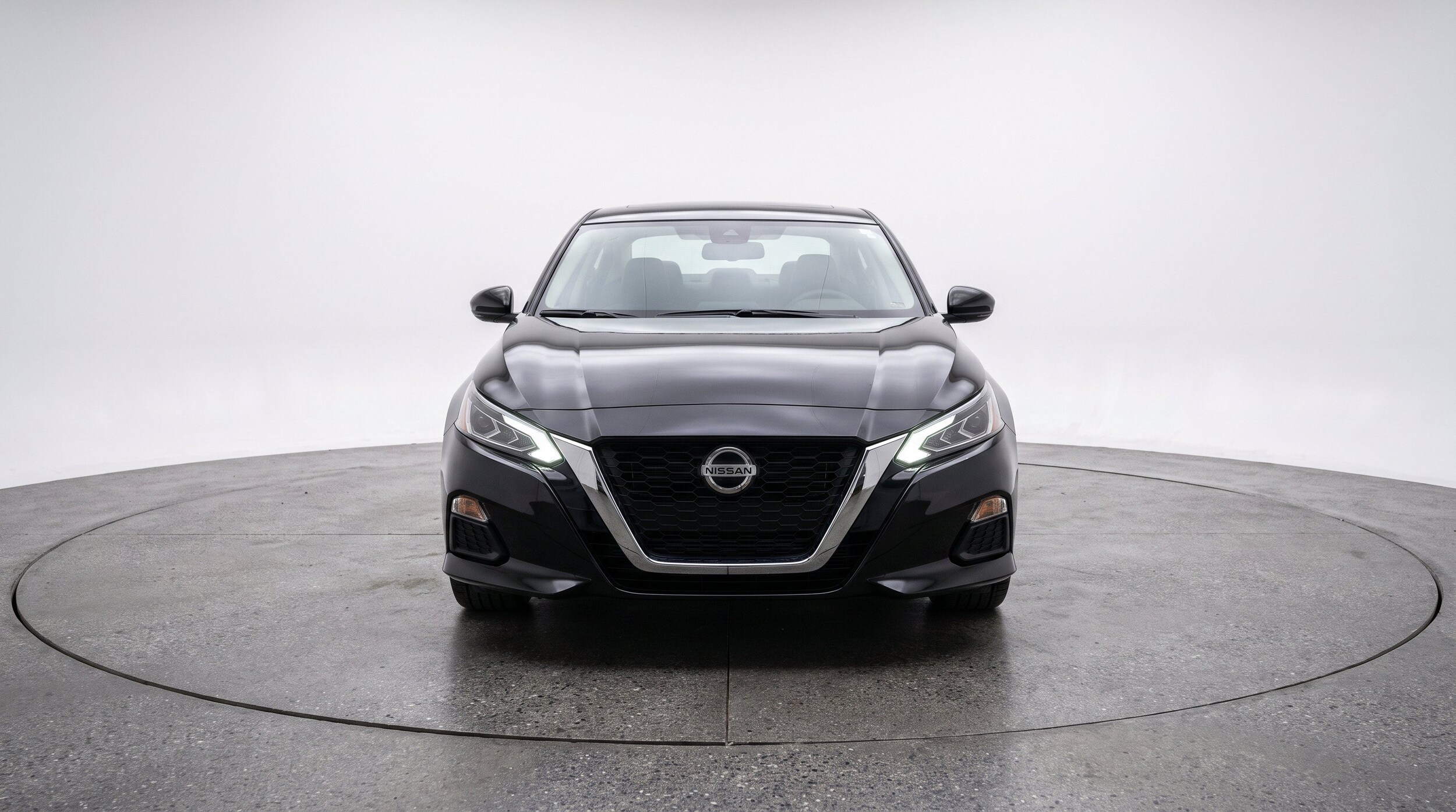 Thumbnail: 2025 Nissan Altima - 2