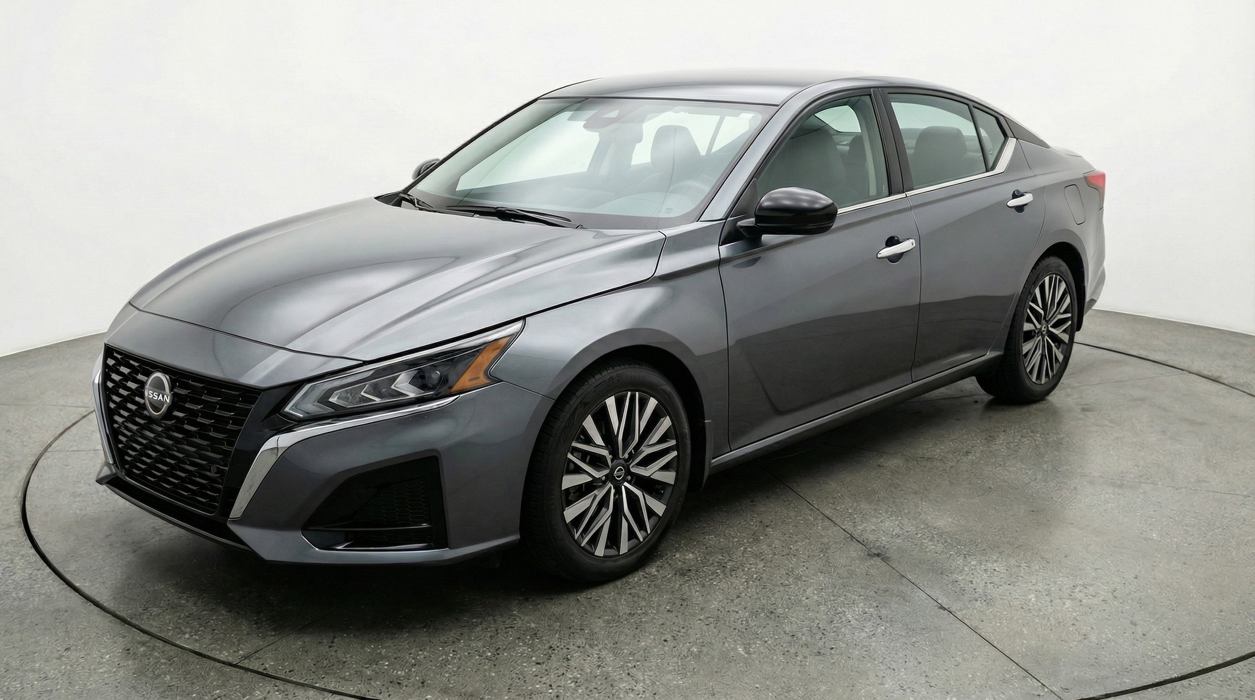 Thumbnail: 2025 Nissan Altima - 3