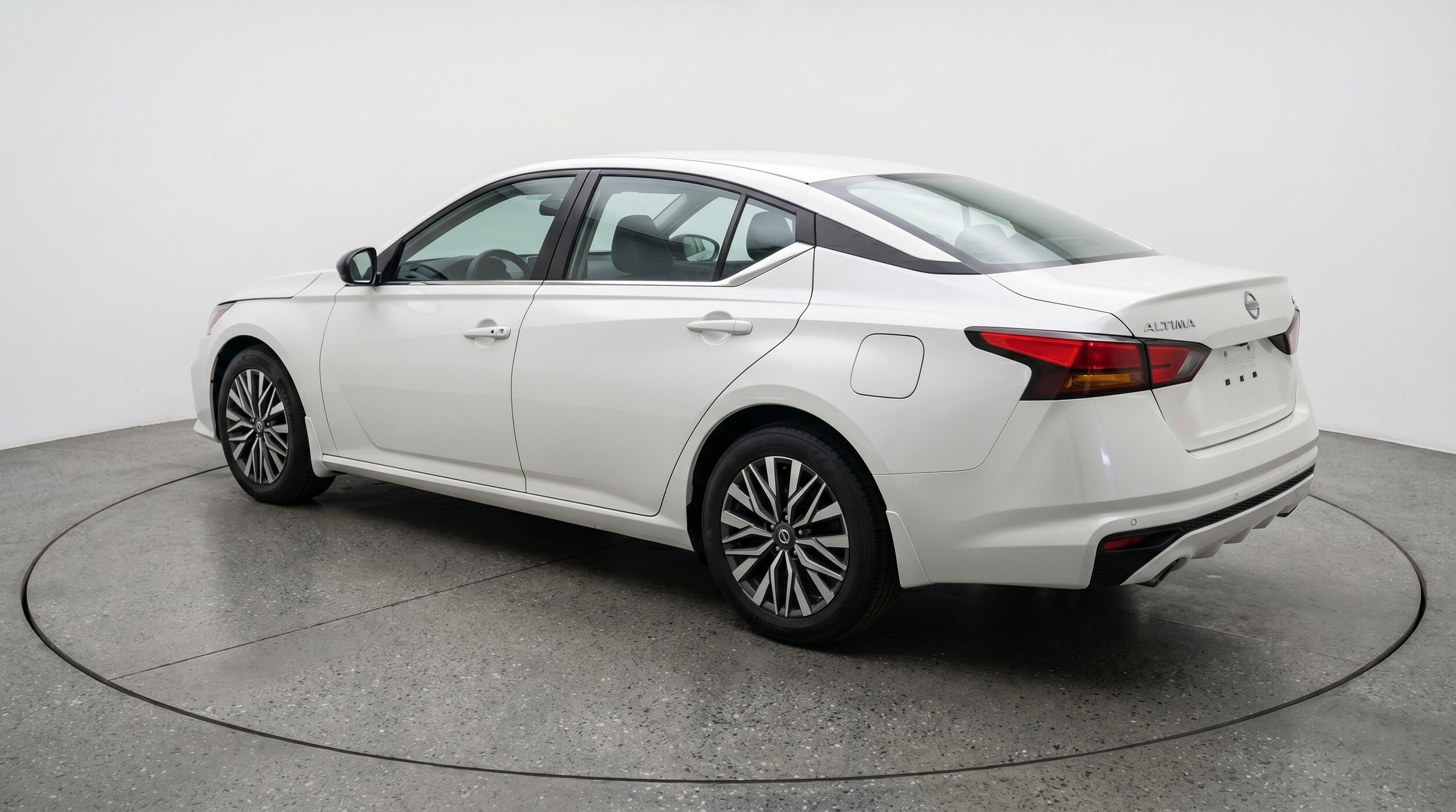 Thumbnail: 2025 Nissan Altima - 6