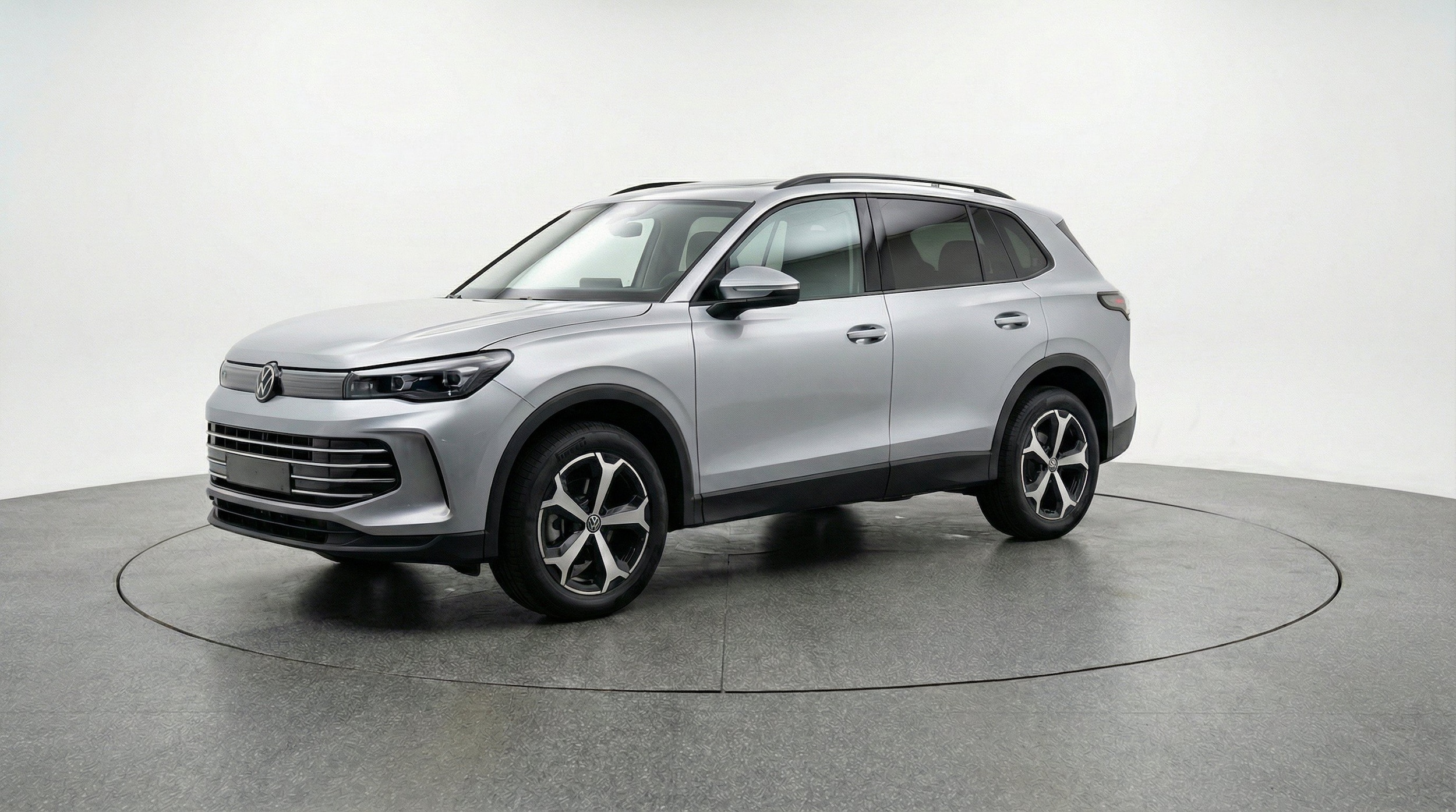Thumbnail: 2026 Volkswagen Tiguan - 3