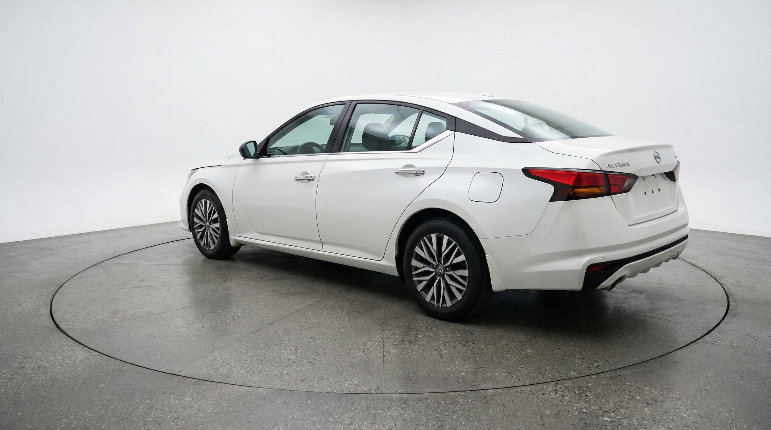 Thumbnail: 2025 Nissan Altima - 6