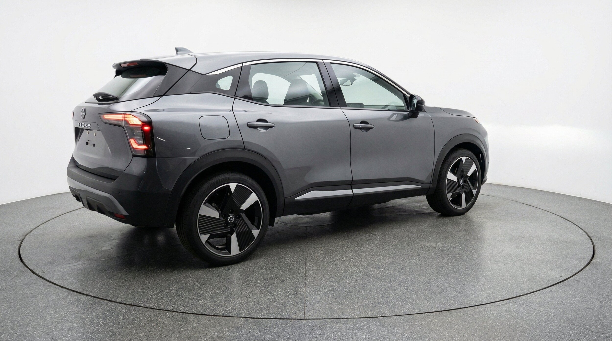 Thumbnail: 2026 Nissan Kicks - 9