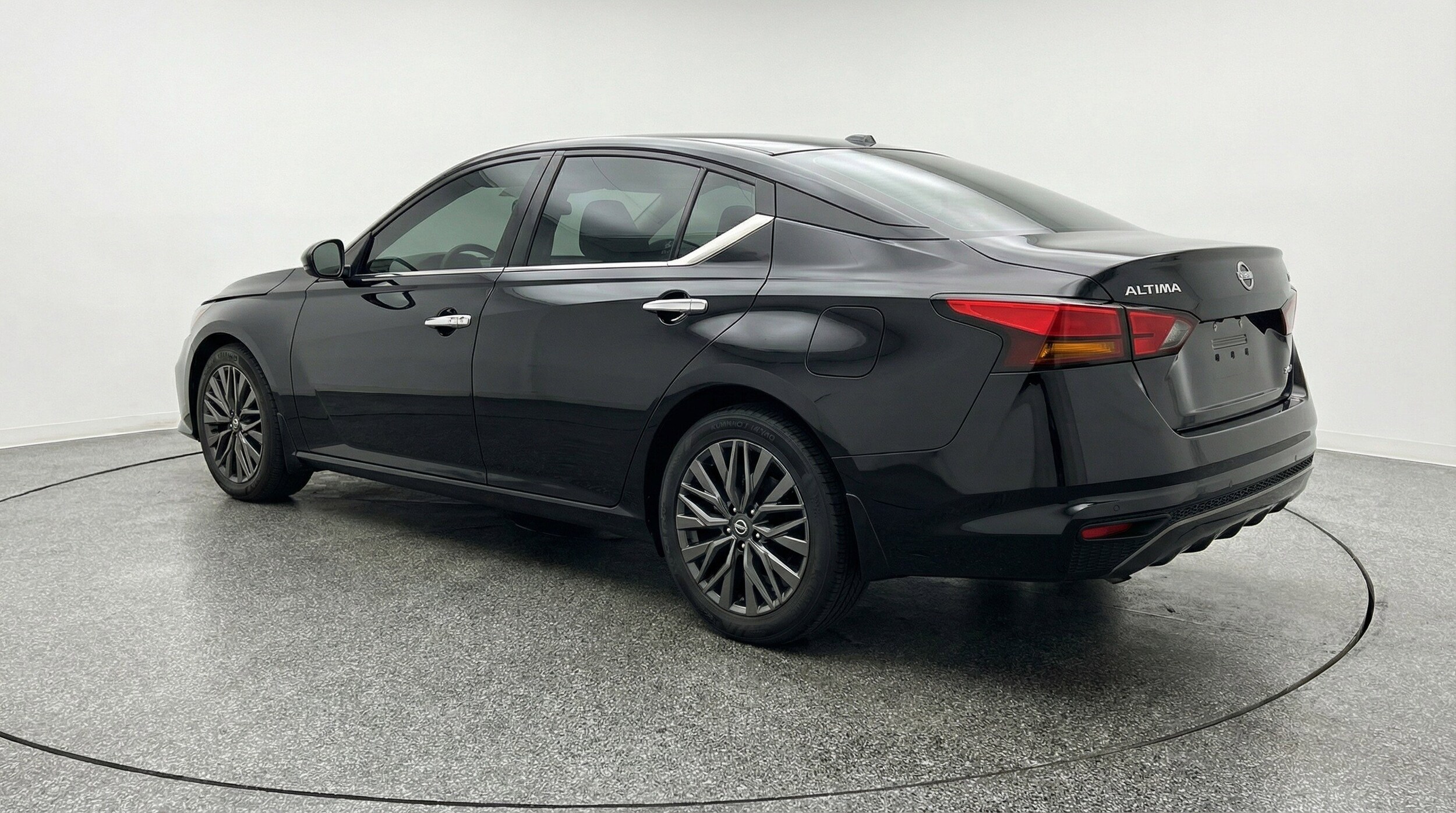 Thumbnail: 2025 Nissan Altima - 6