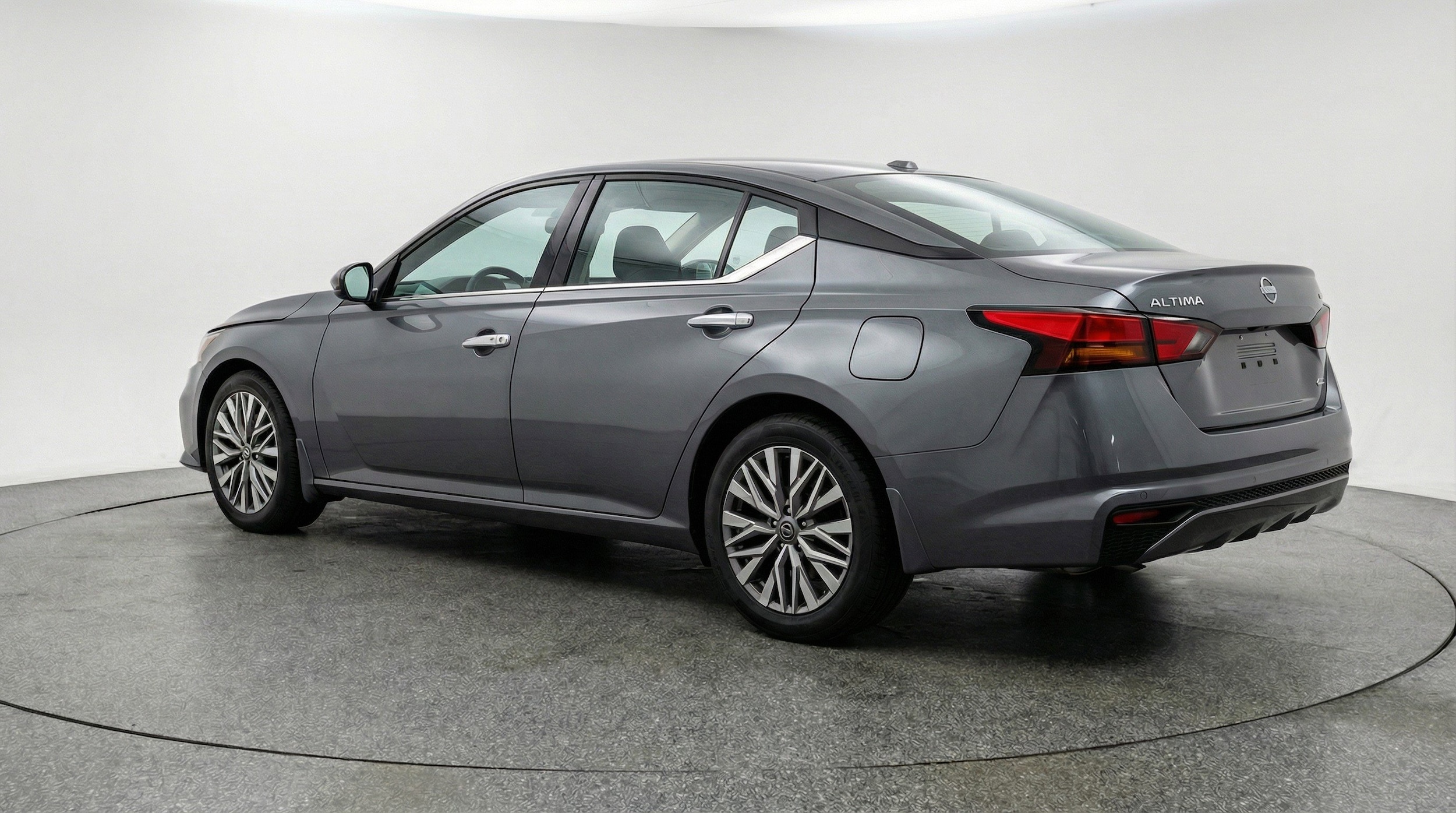 Thumbnail: 2025 Nissan Altima - 6