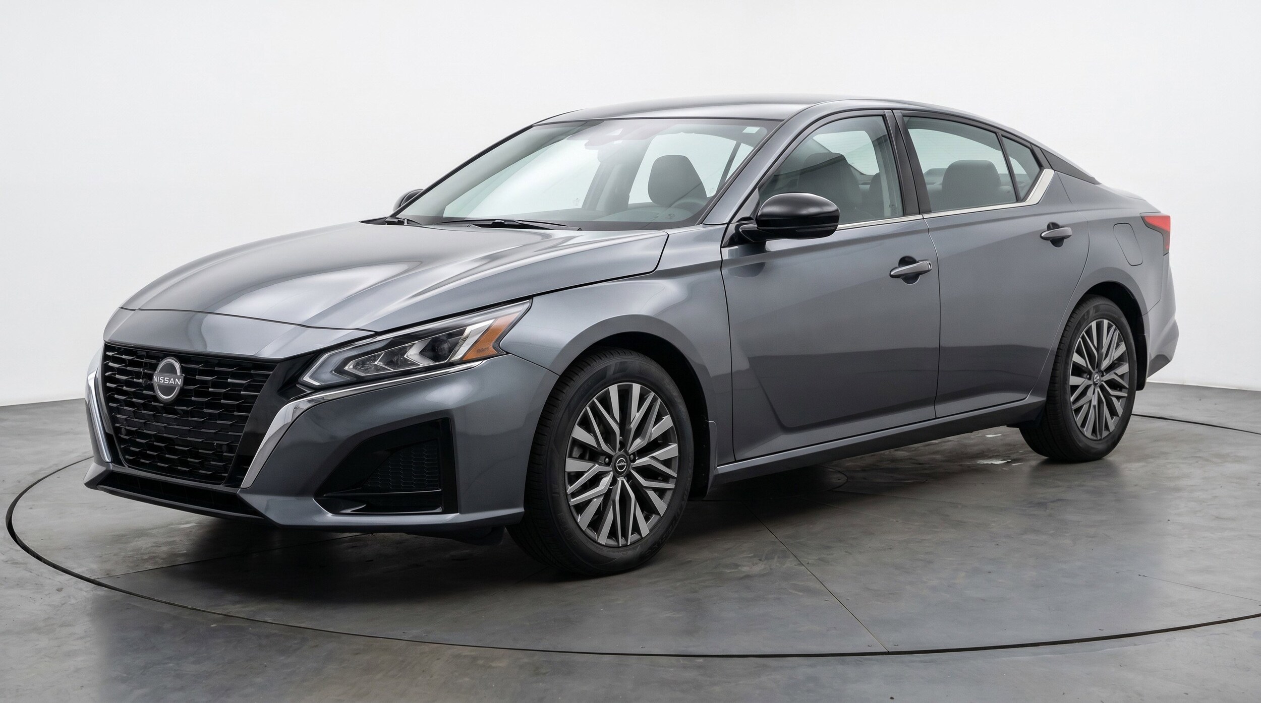 Thumbnail: 2025 Nissan Altima - 3