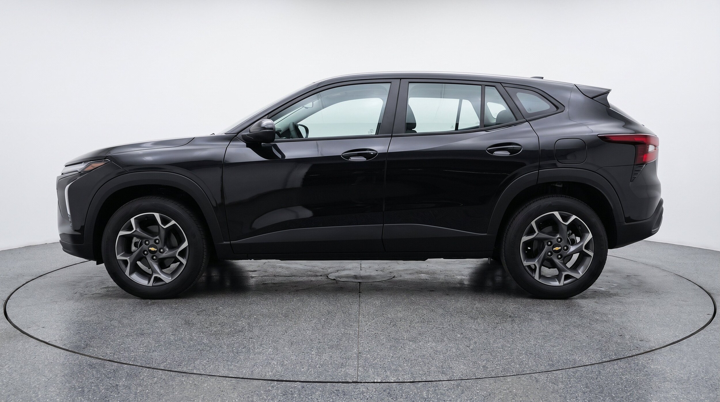 Thumbnail: 2025 Chevrolet Trax - 5