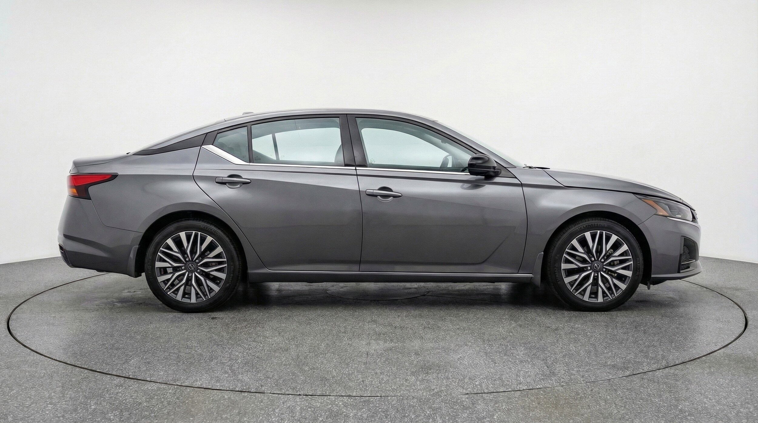 Thumbnail: 2025 Nissan Altima - 11