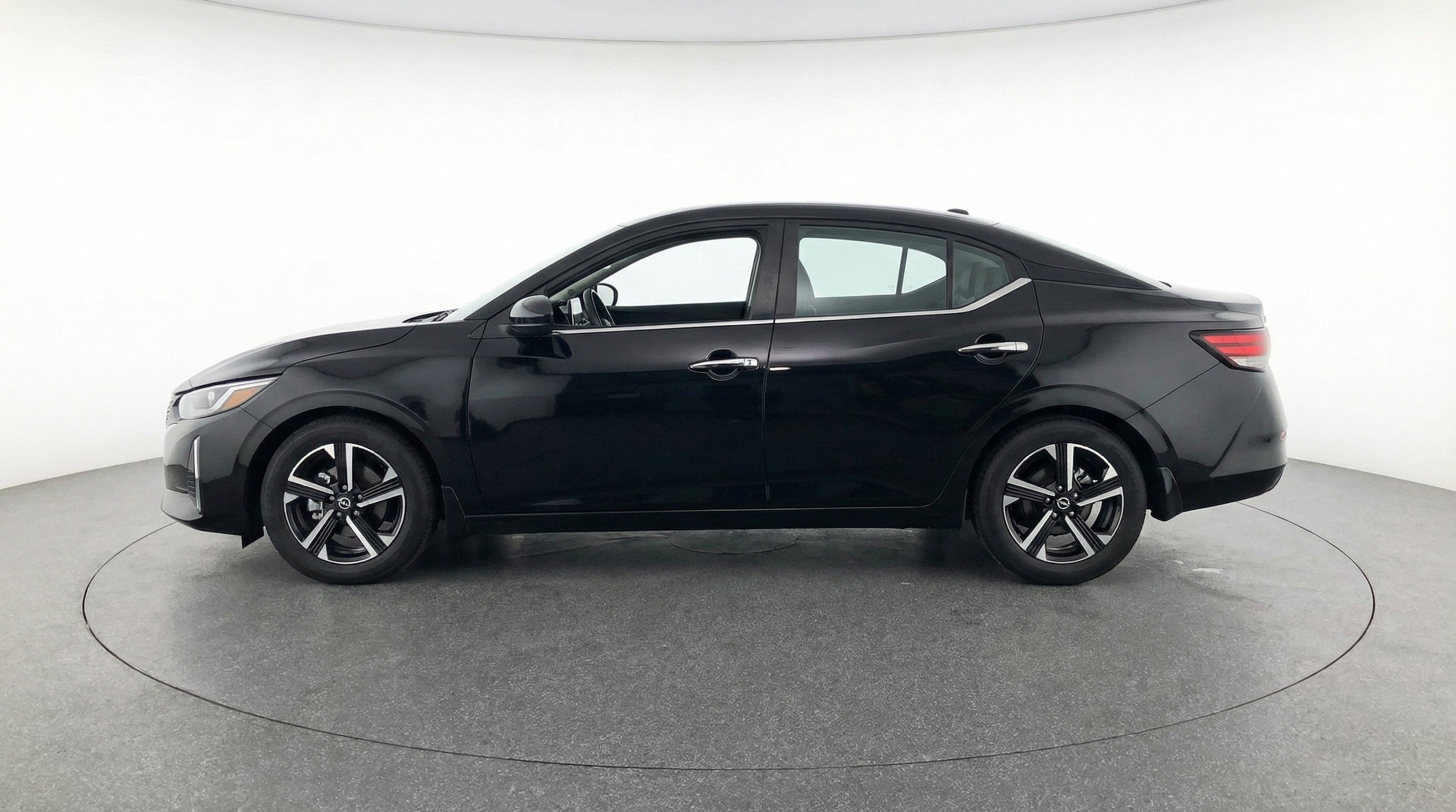 Thumbnail: 2025 Nissan Sentra - 5