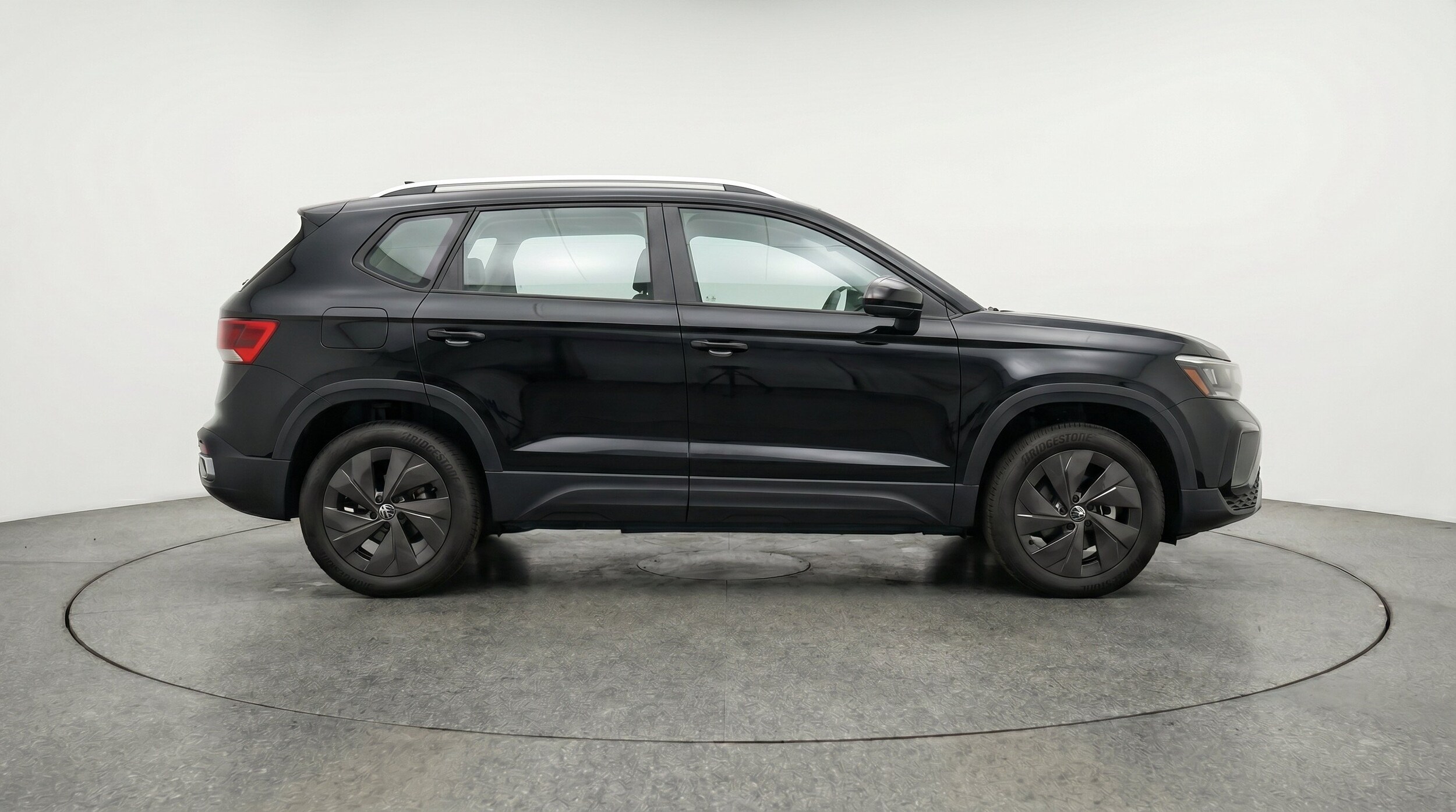 Thumbnail: 2026 Volkswagen Taos - 11