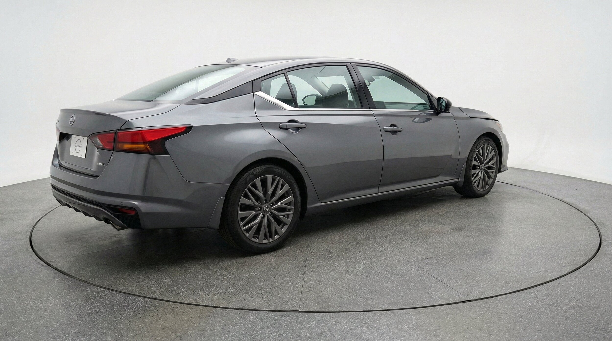 Thumbnail: 2025 Nissan Altima - 9