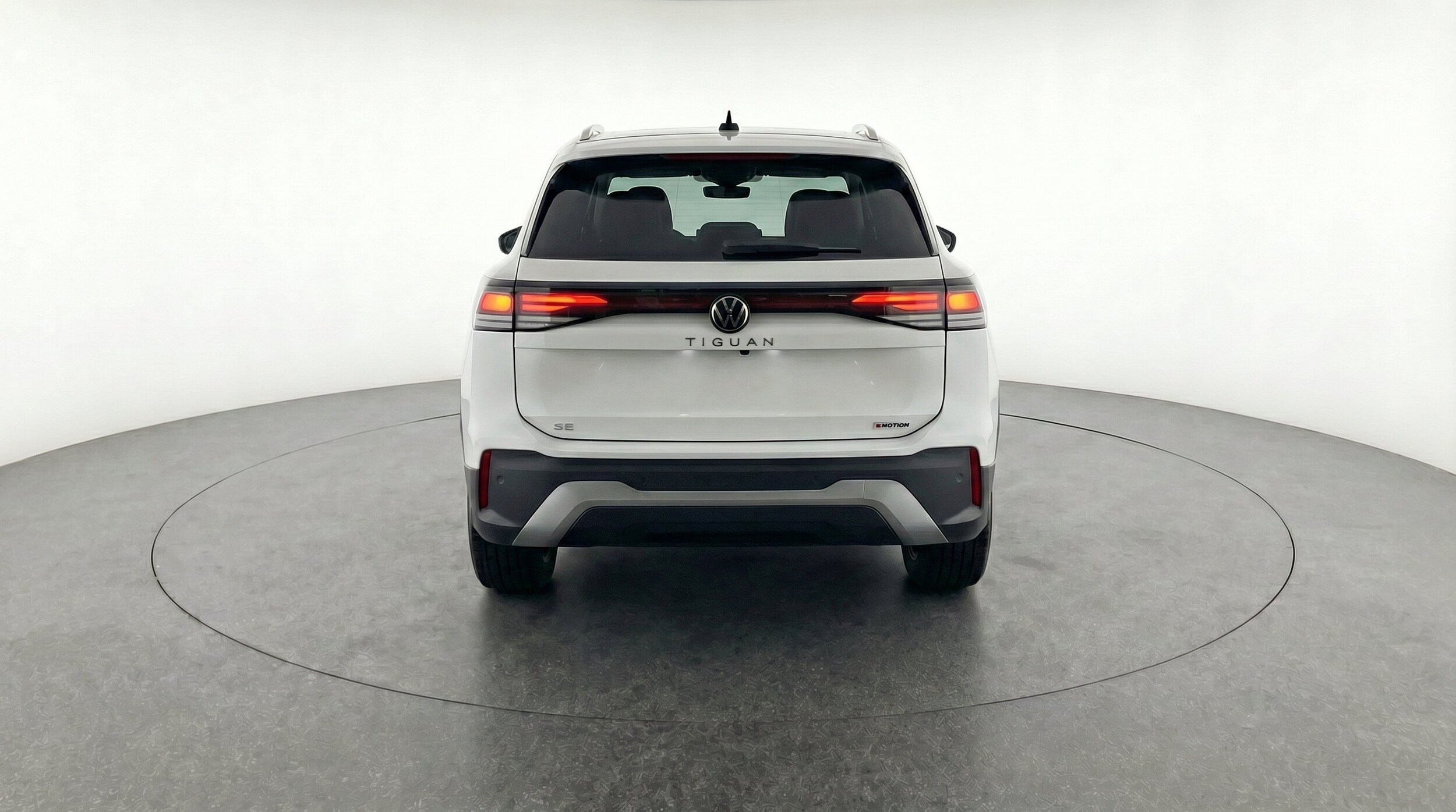 Thumbnail: 2026 Volkswagen Tiguan - 7
