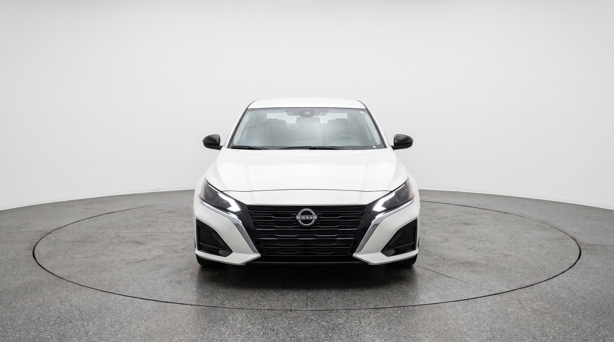 Thumbnail: 2025 Nissan Altima - 2