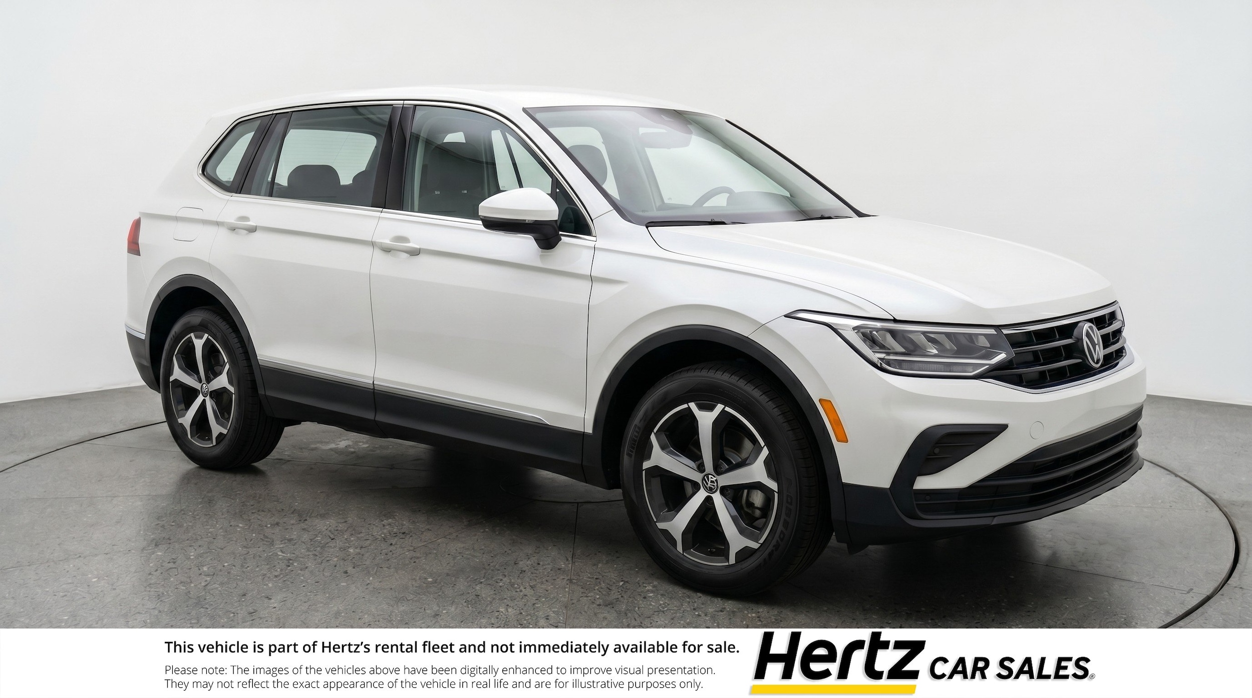 Thumbnail: 2026 Volkswagen Tiguan - 1