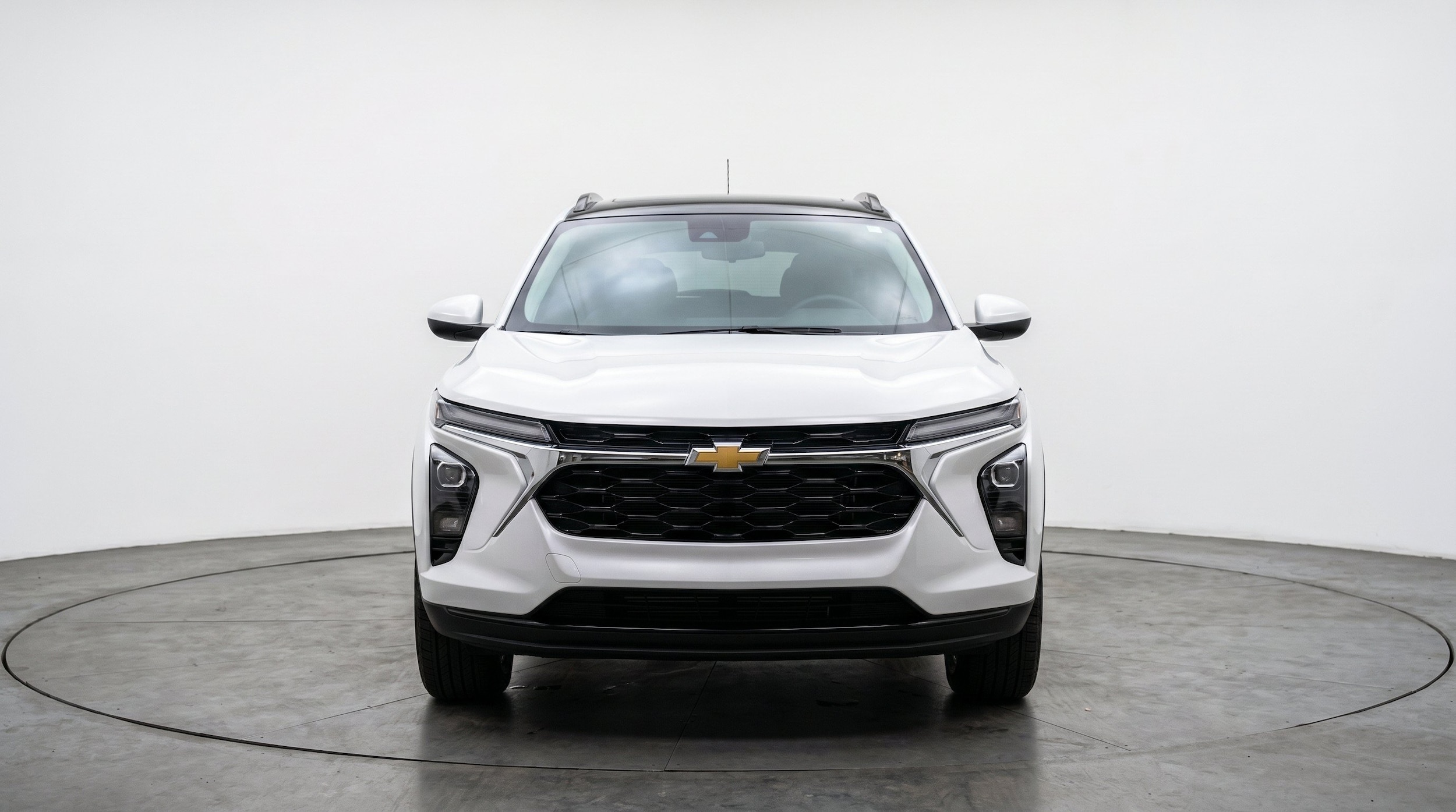 Thumbnail: 2025 Chevrolet Trax - 2