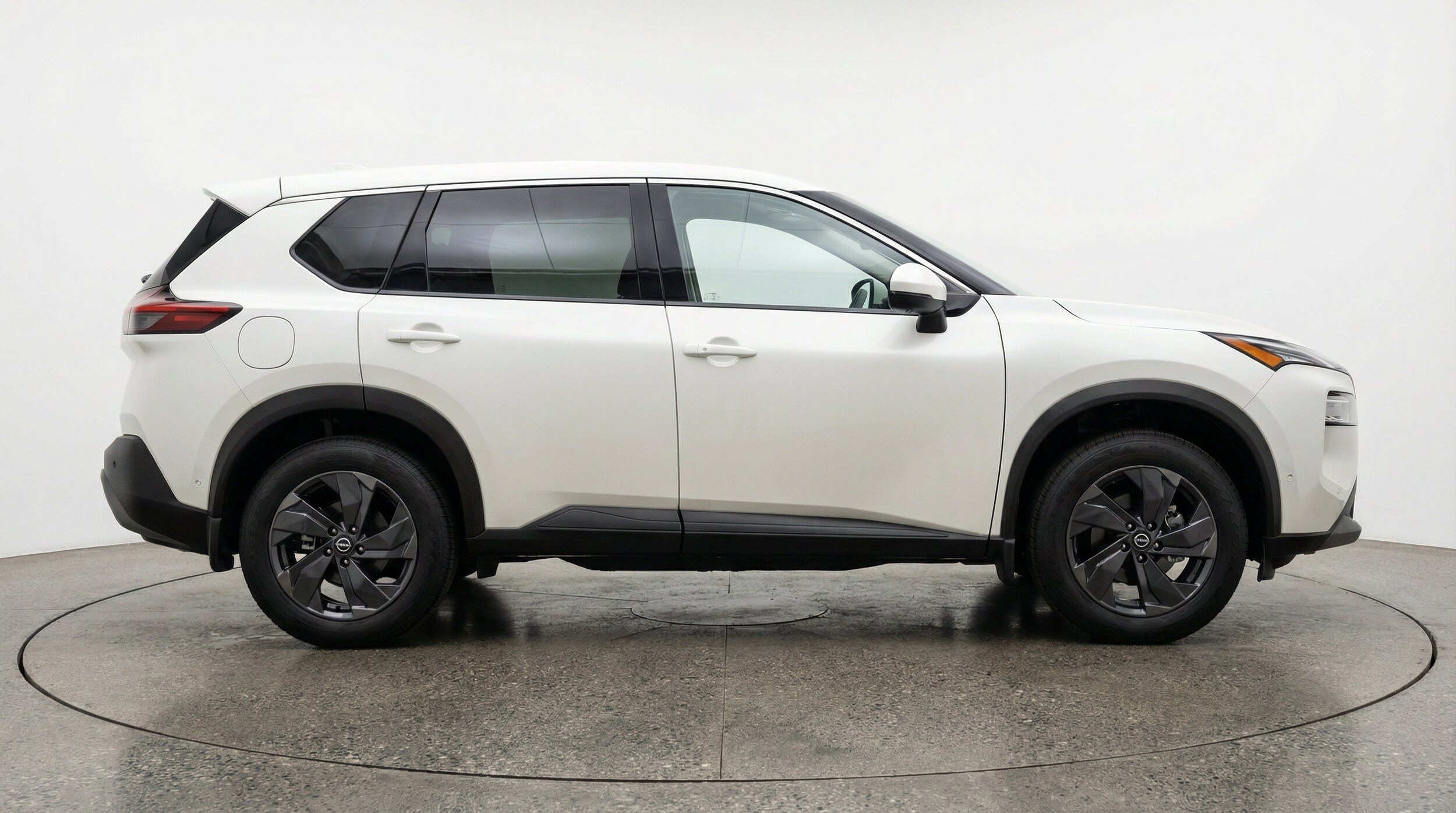 Thumbnail: 2025 Nissan Rogue - 10