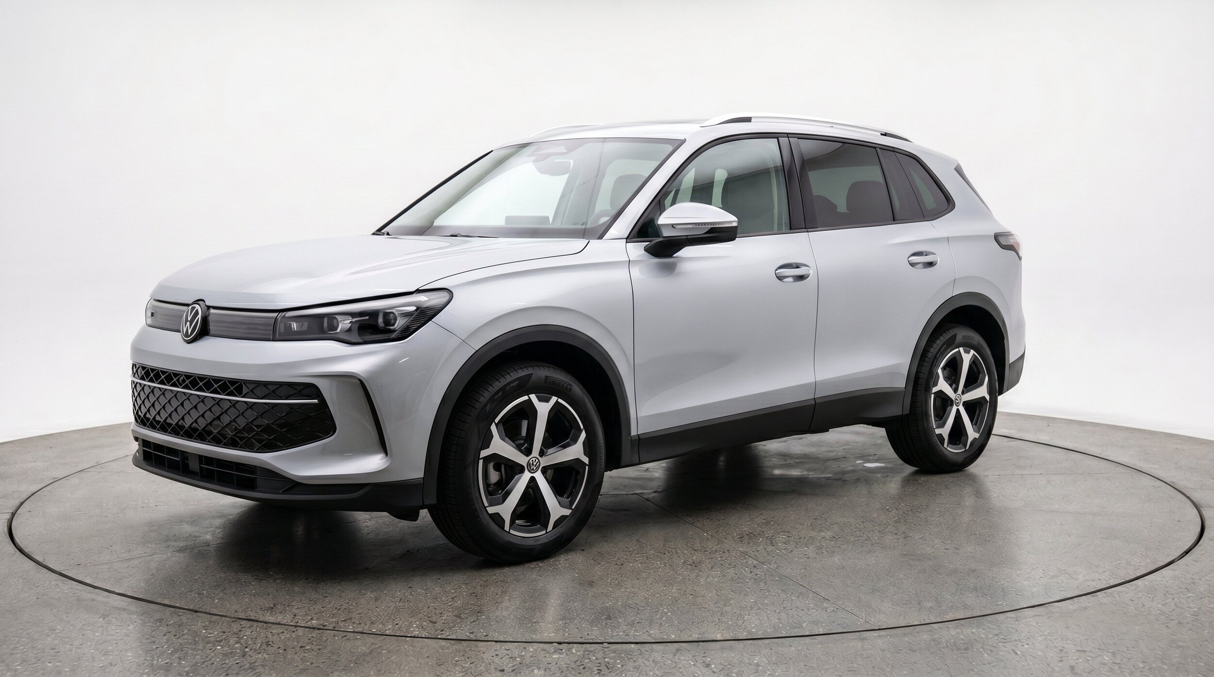 Thumbnail: 2026 Volkswagen Tiguan - 3